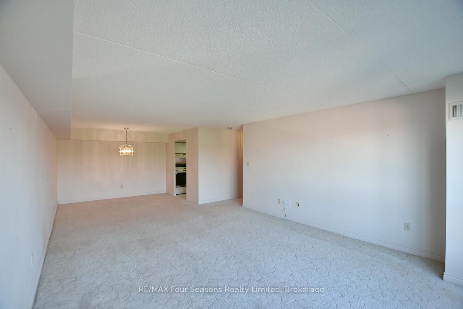 172 Eighth Street 505 Property Photo 16