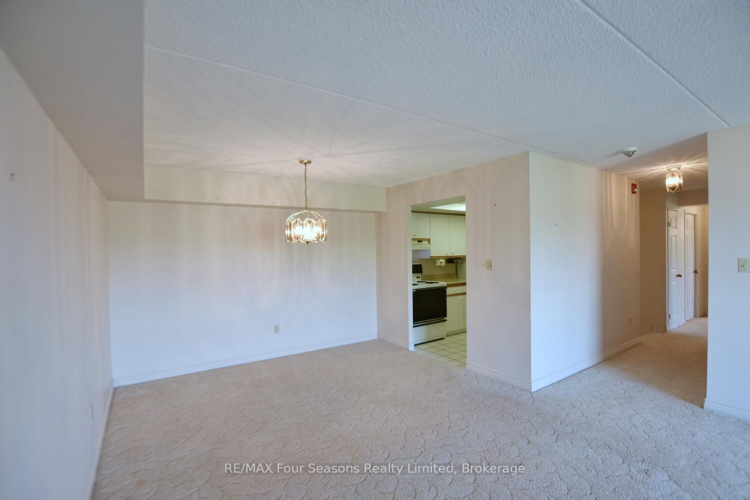 172 Eighth Street 505 Property Photo 20