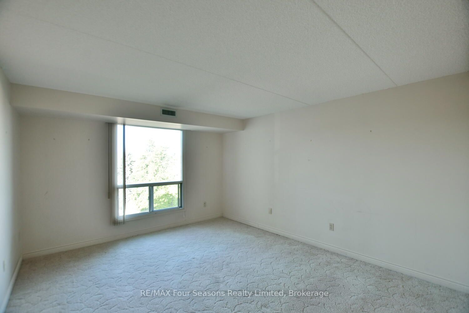 172 Eighth Street 505 Property Photo 23