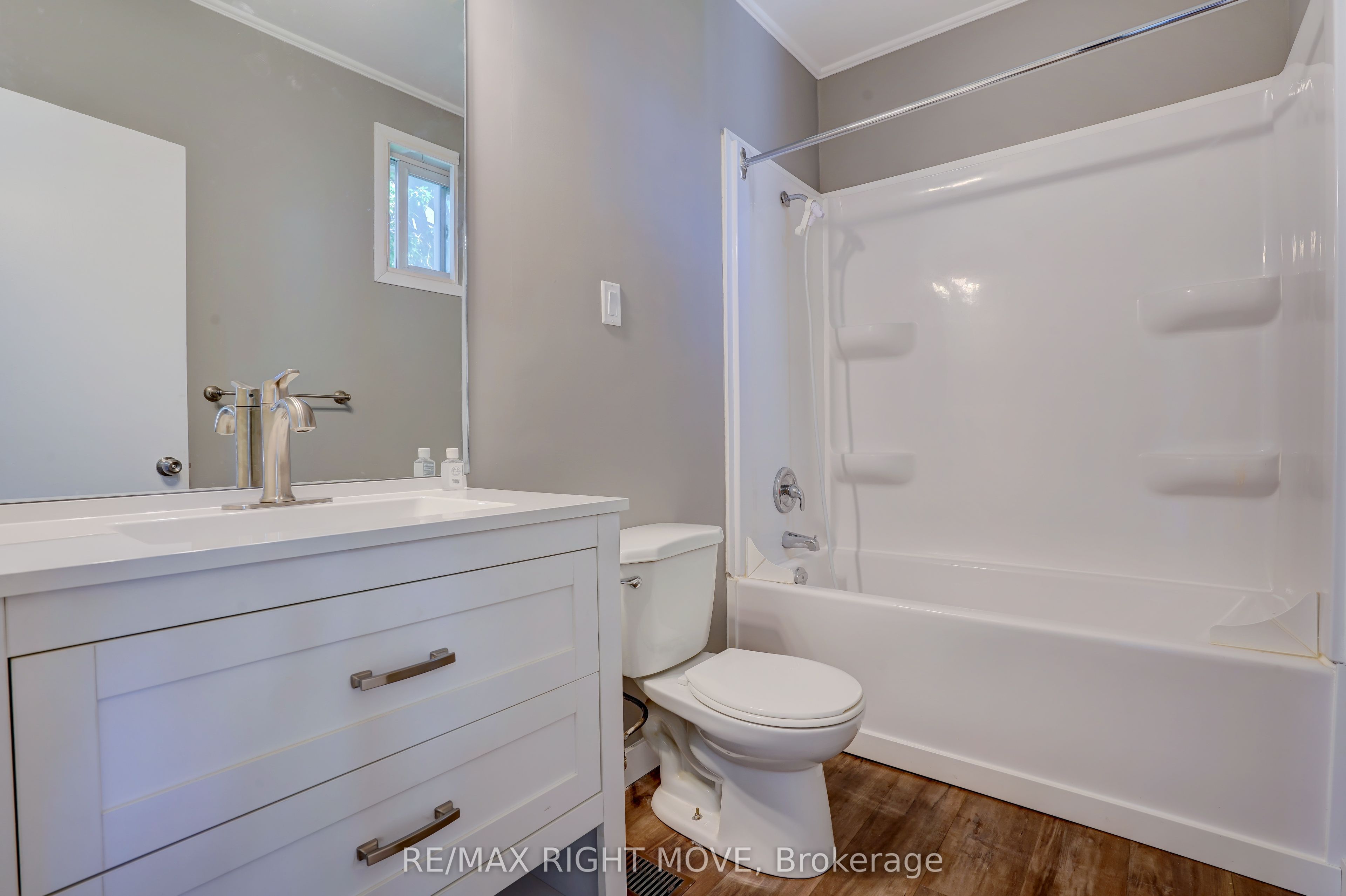 72 Dunedin Street Property Photo 7