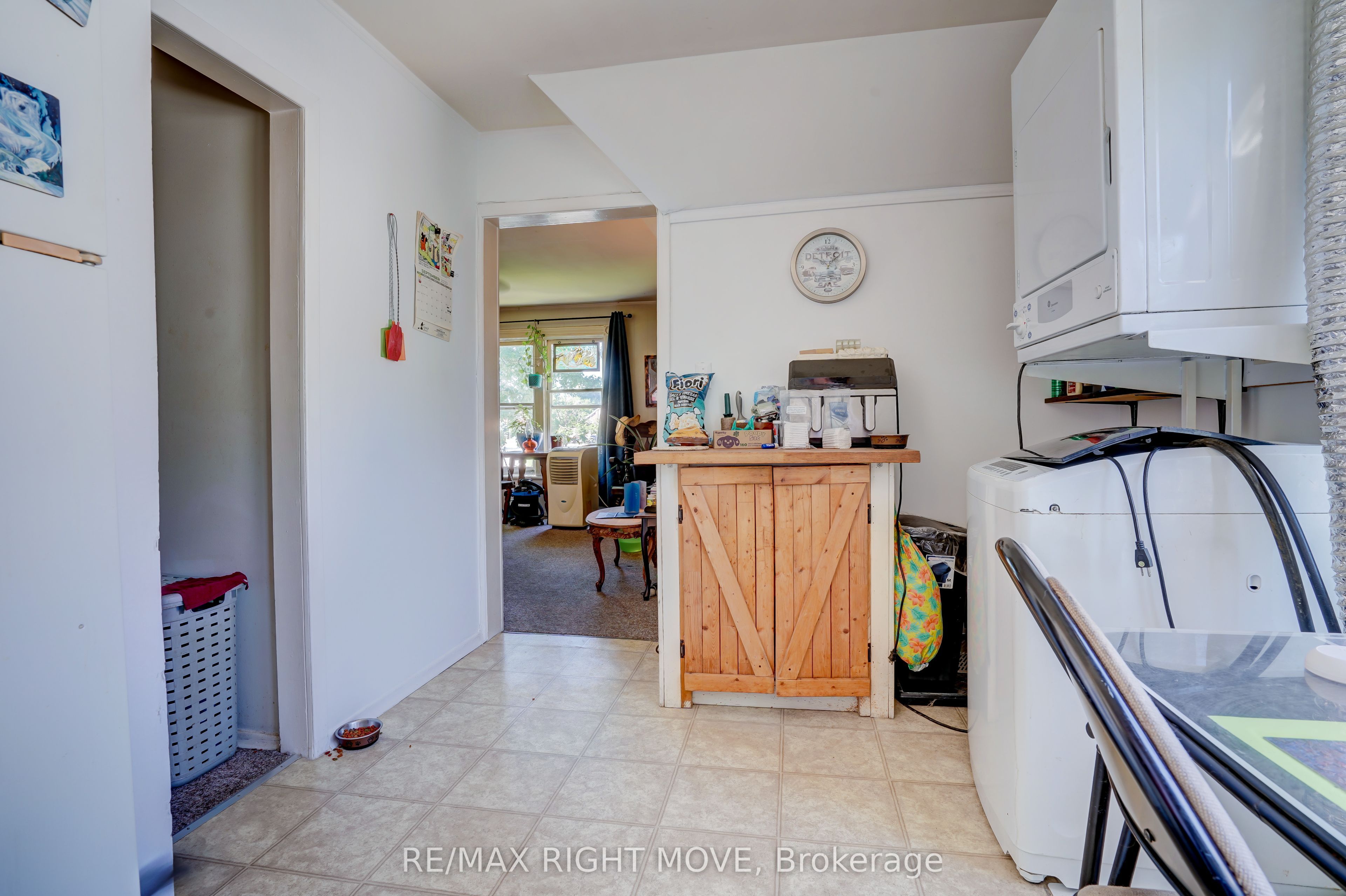 72 Dunedin Street Property Photo 11