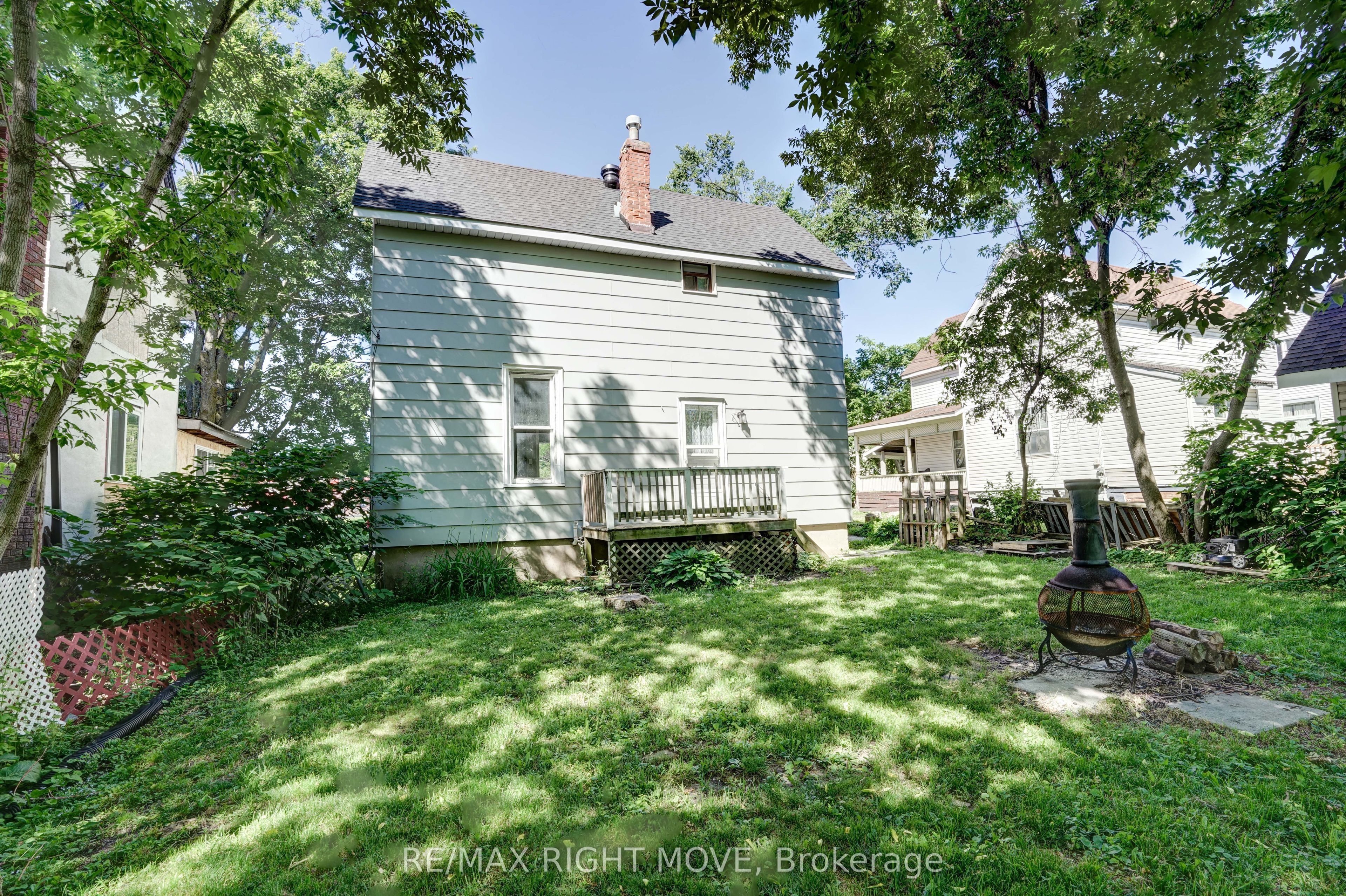 72 Dunedin Street Property Photo 15