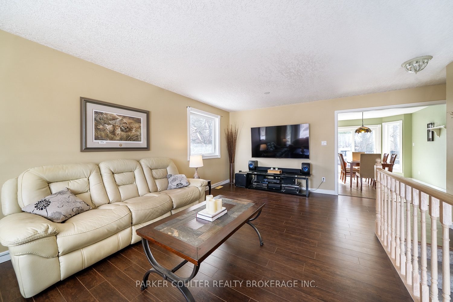 24 Parr Boulevard Property Photo 8