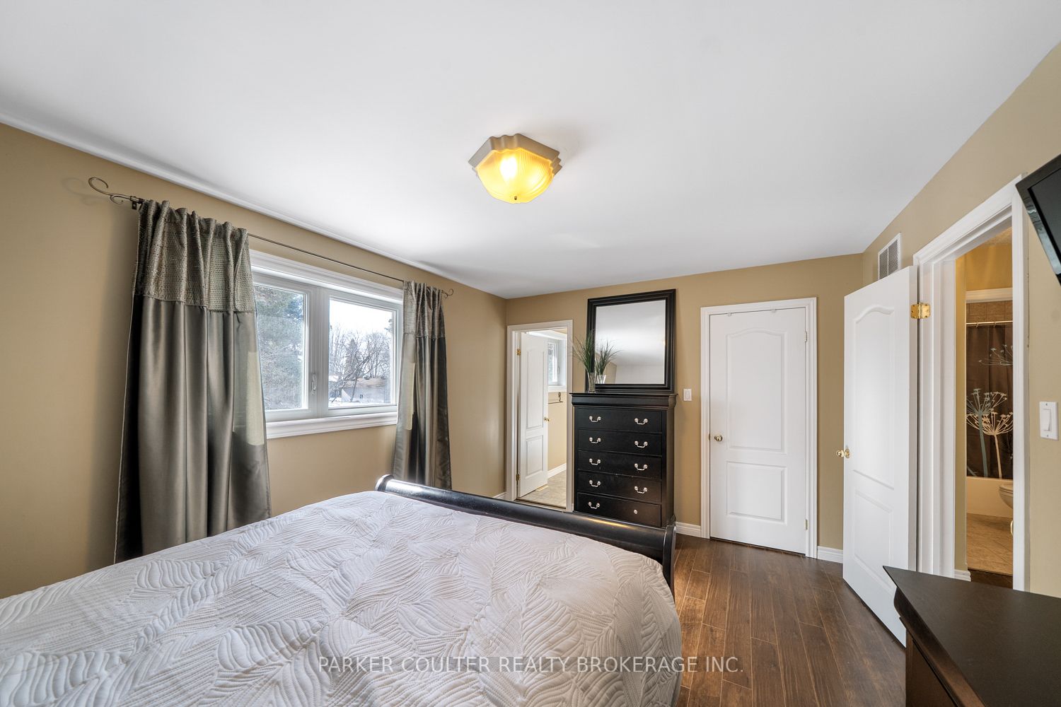 24 Parr Boulevard Property Photo 21
