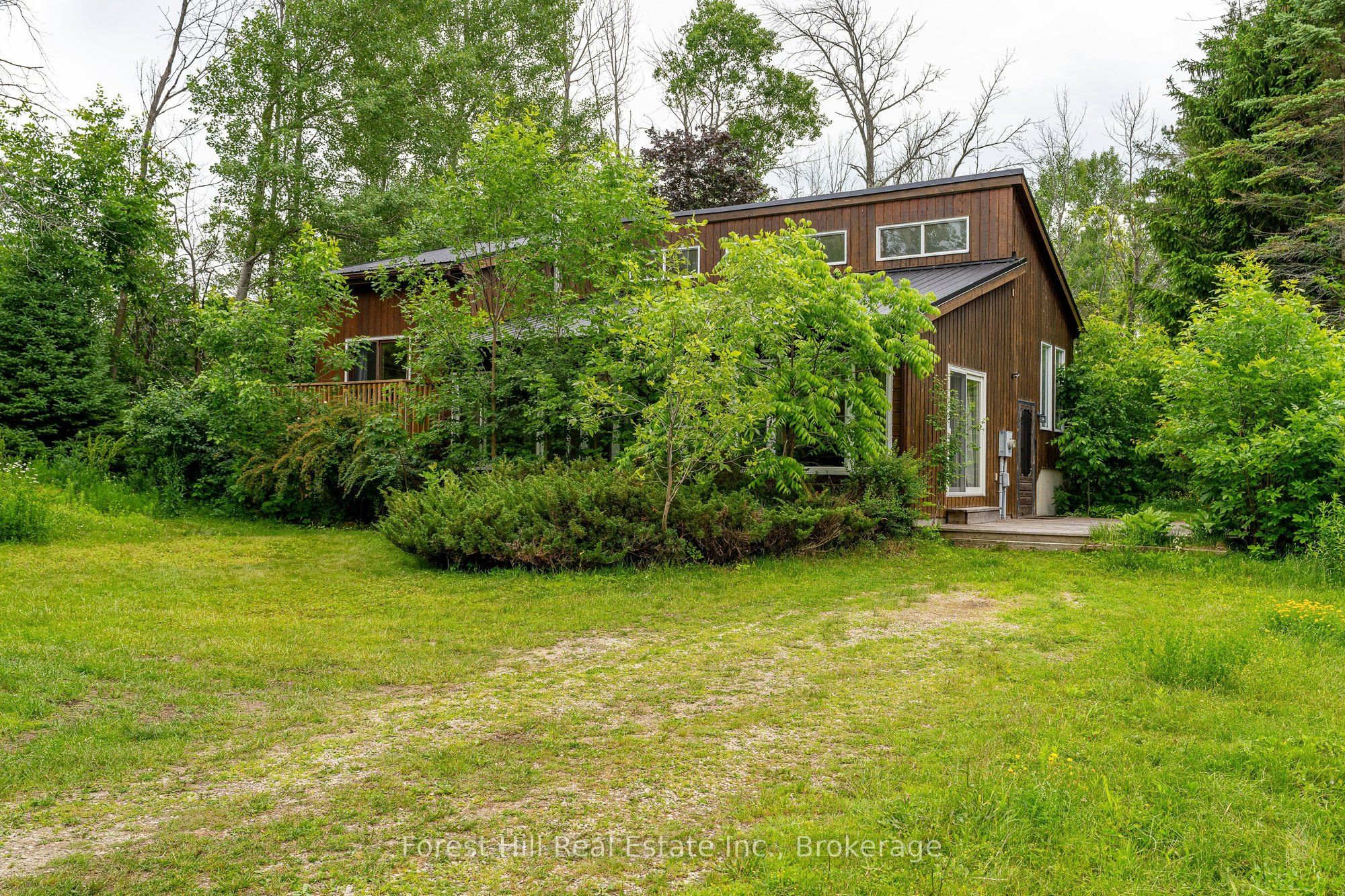 23 Silver Creek Drive Property Photo 2