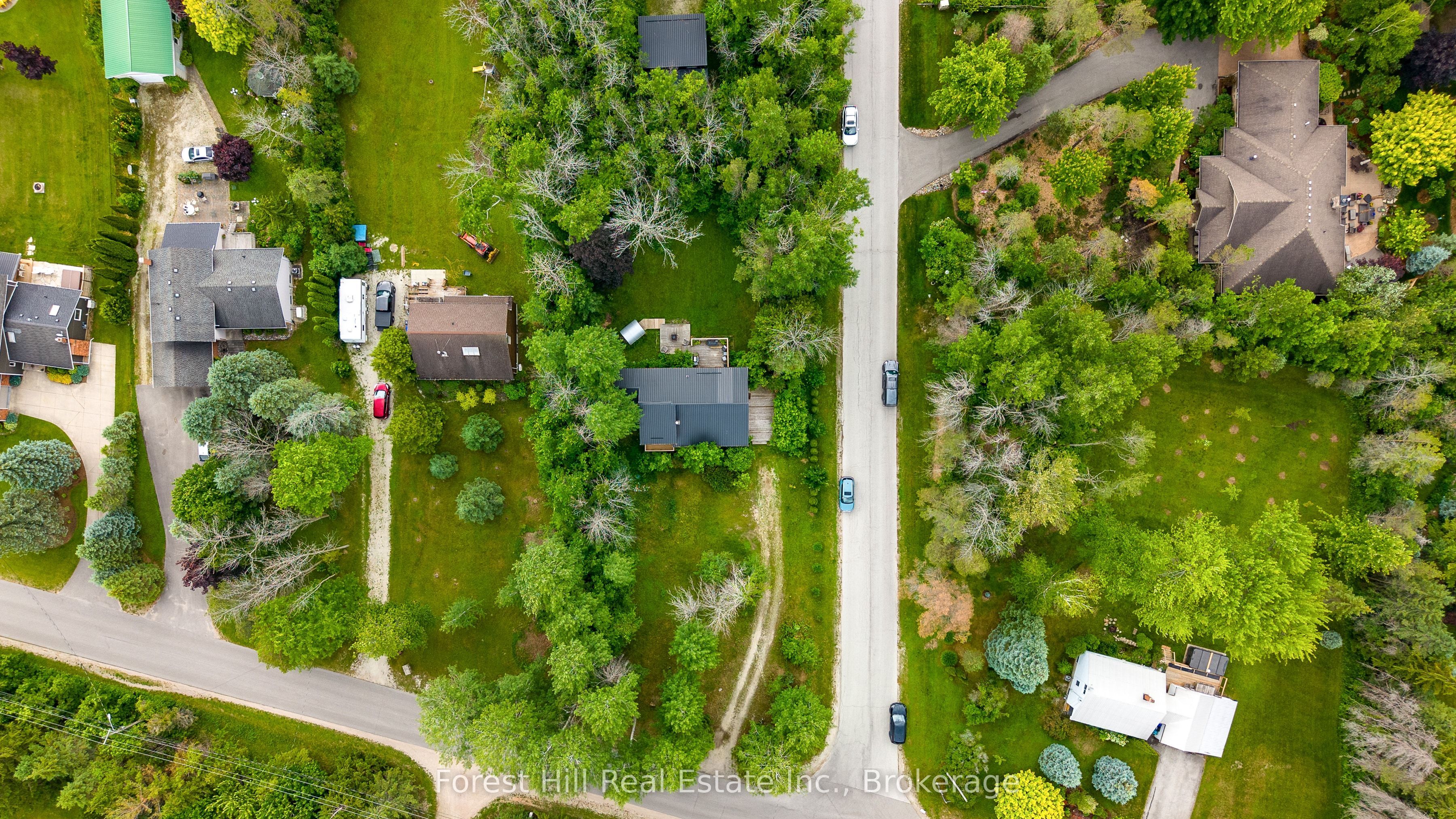 23 Silver Creek Drive Property Photo 5