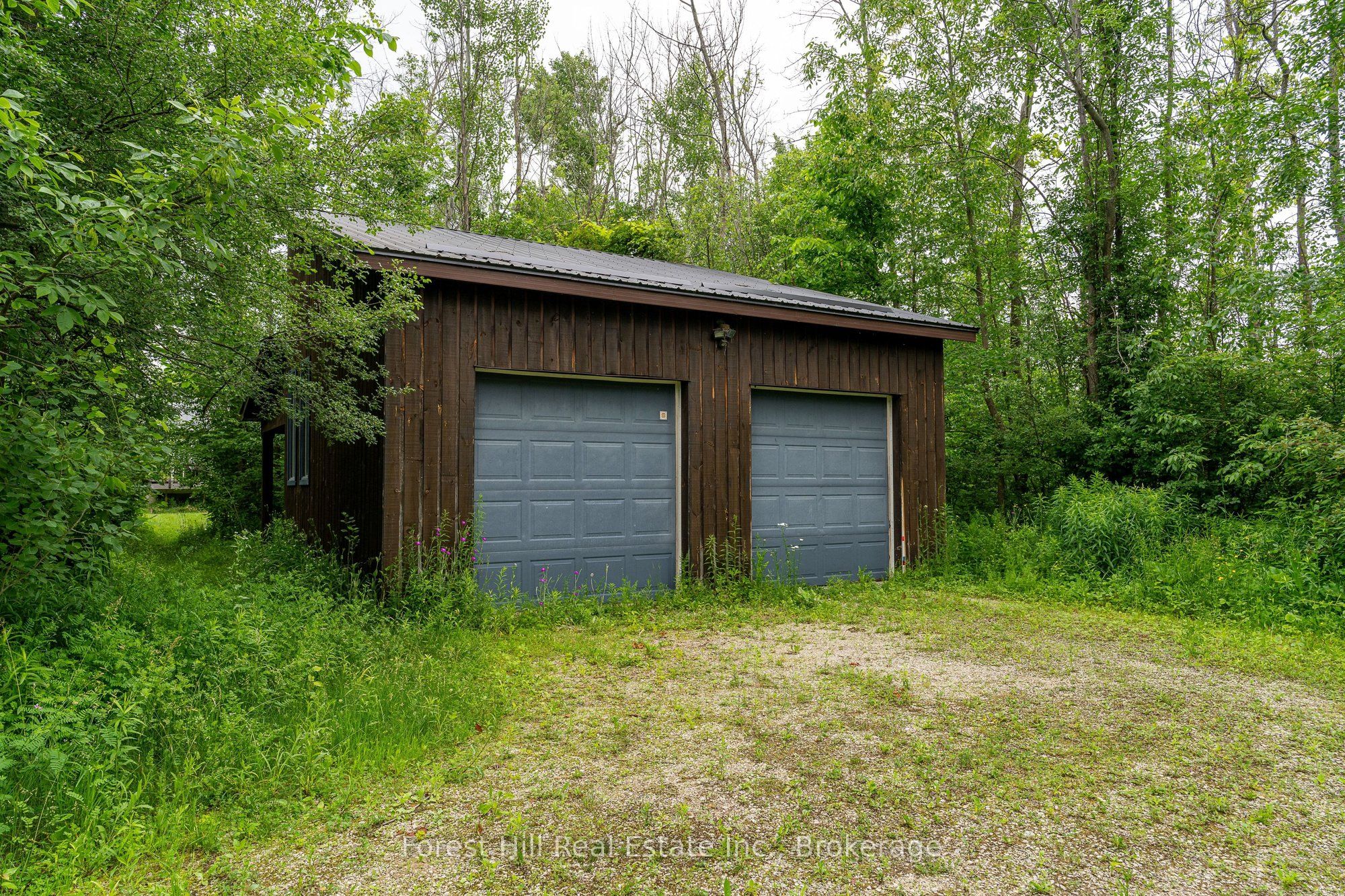 23 Silver Creek Drive Property Photo 5