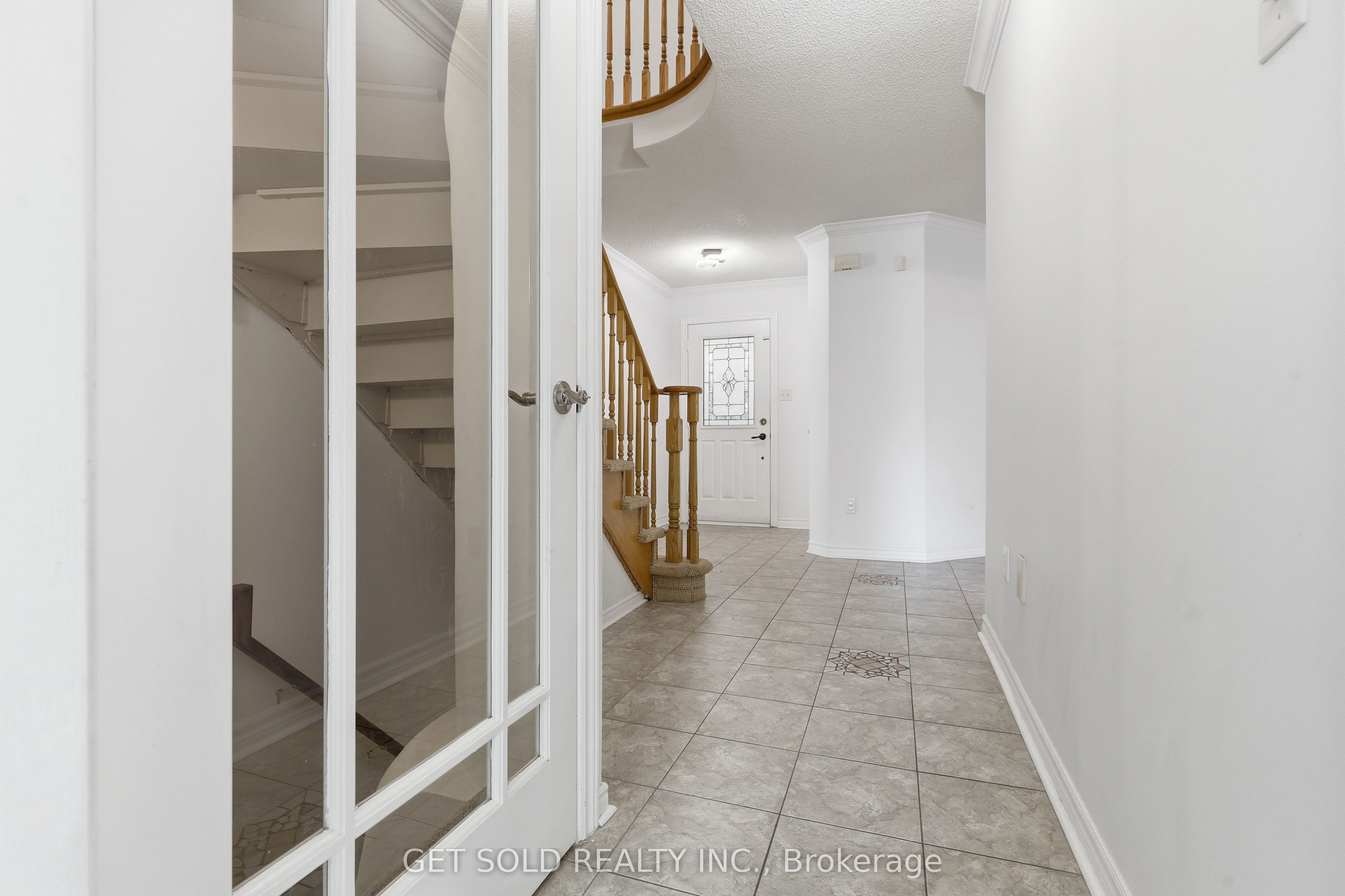 28 Hawkins Drive Property Photo 7
