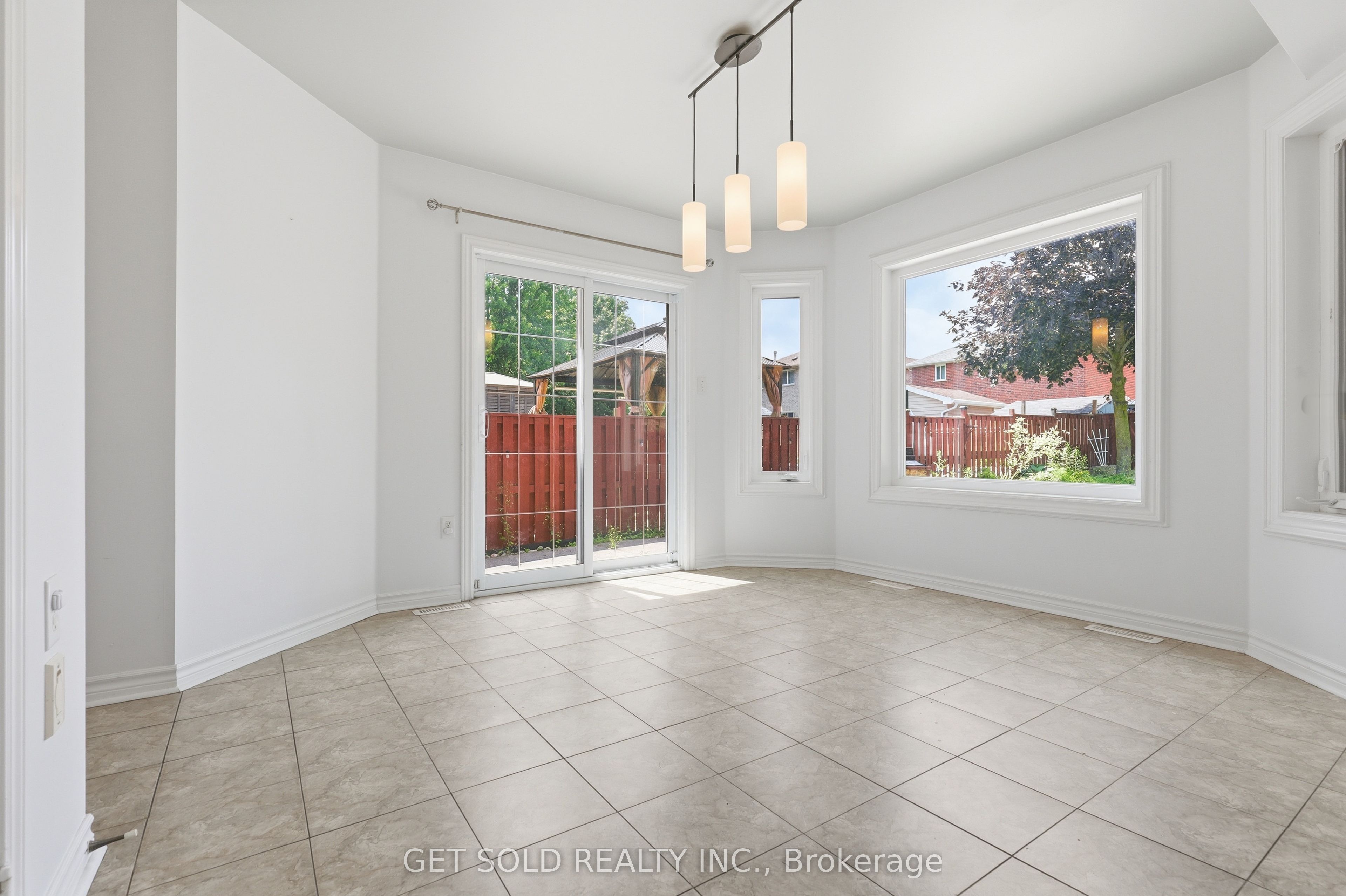 28 Hawkins Drive Property Photo 16