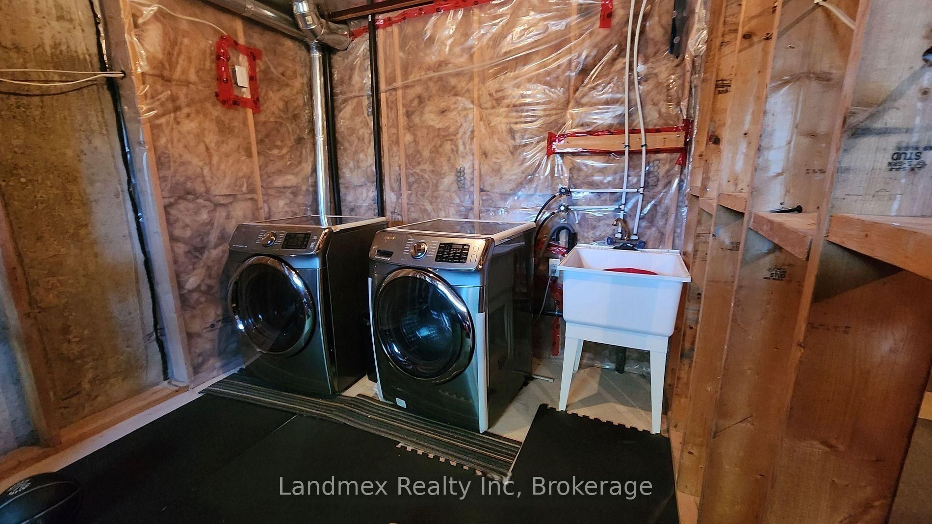 227 Harvie Road 43 Property Photo 20