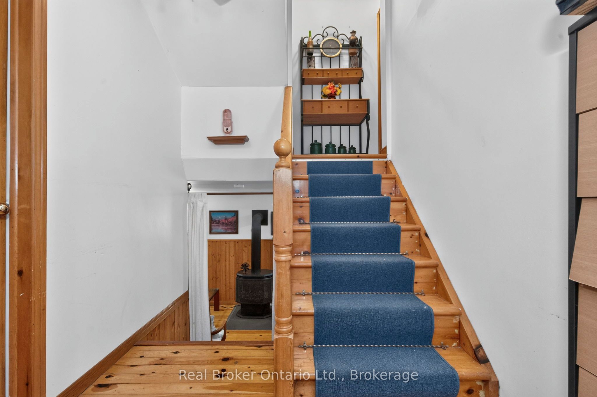 81 Andrew Drive Property Photo 15