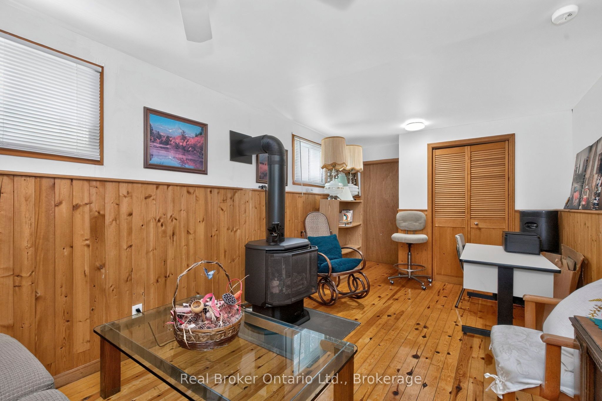81 Andrew Drive Property Photo 22