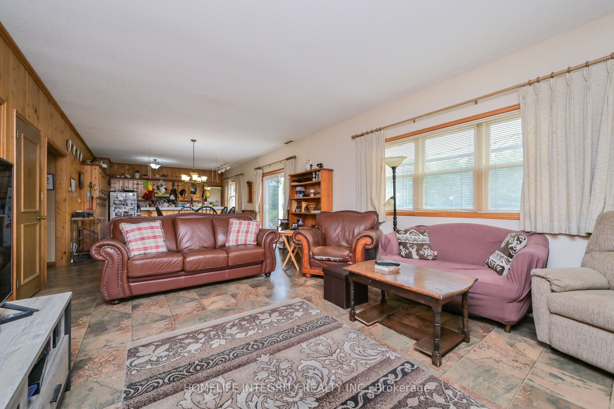 4892 5 Line N Property Photo 12
