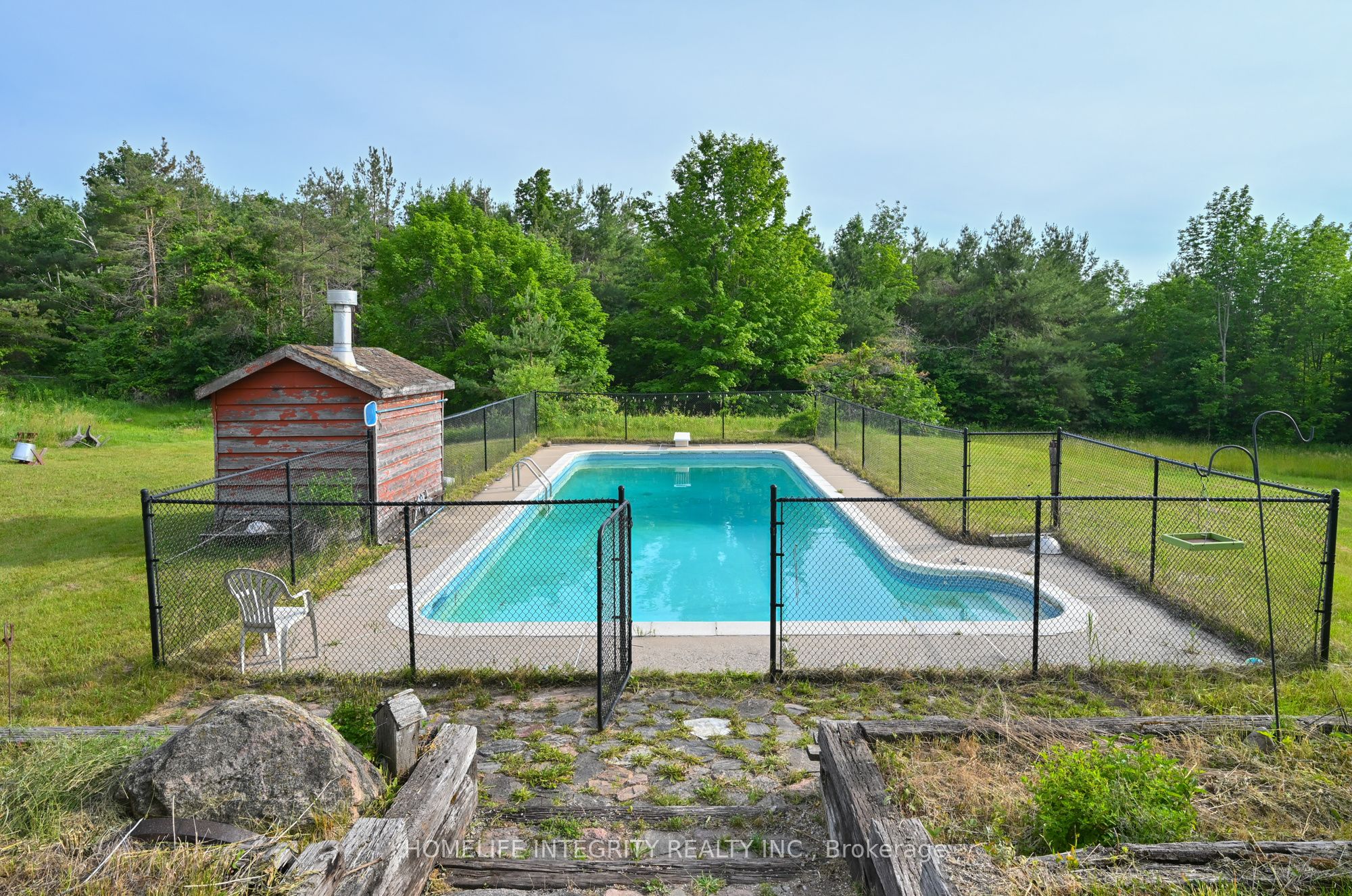 4892 5 Line N Property Photo 16