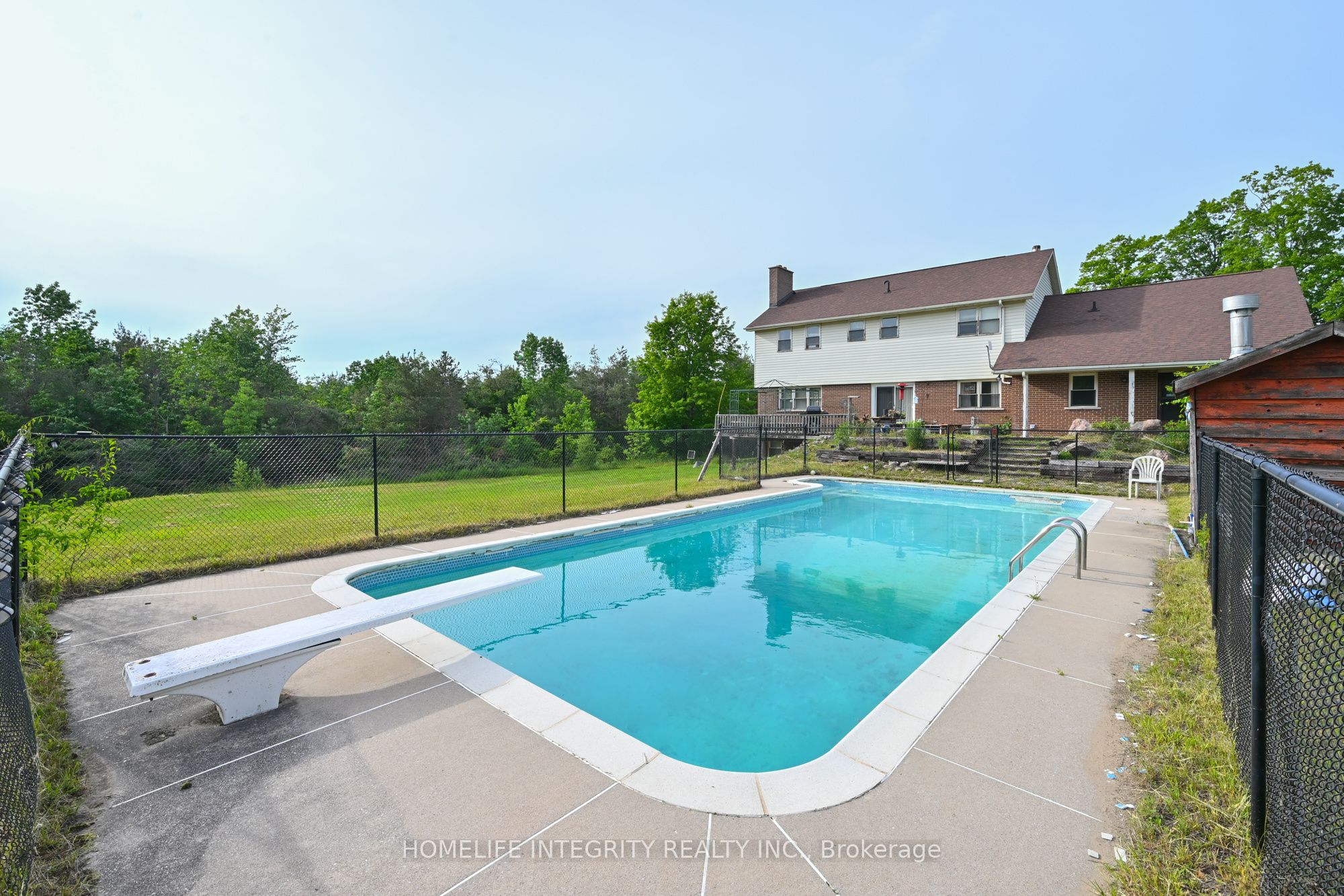 4892 5 Line N Property Photo 17