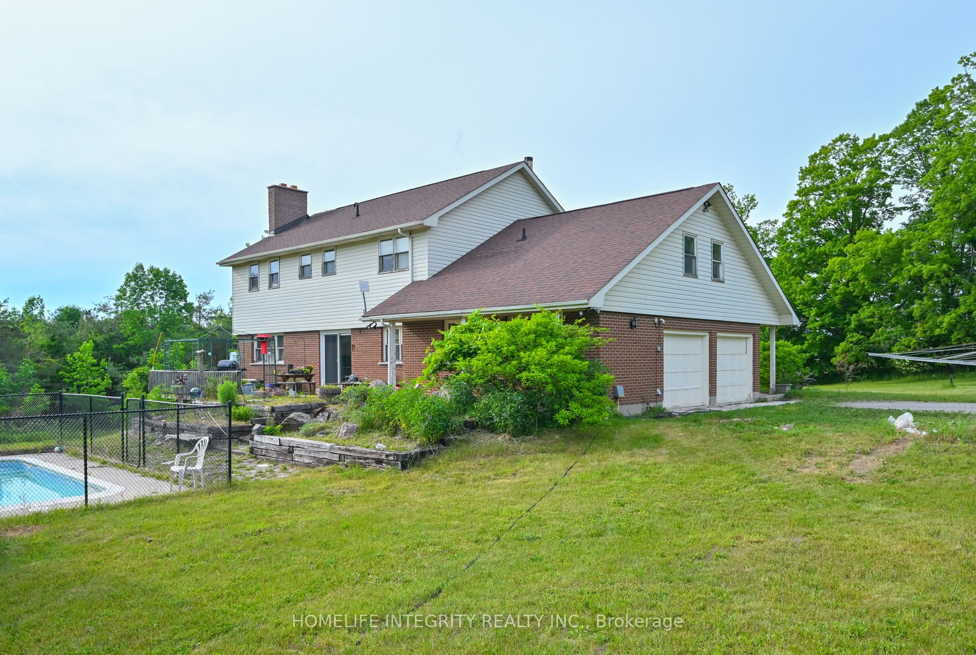 4892 5 Line N Property Photo 18