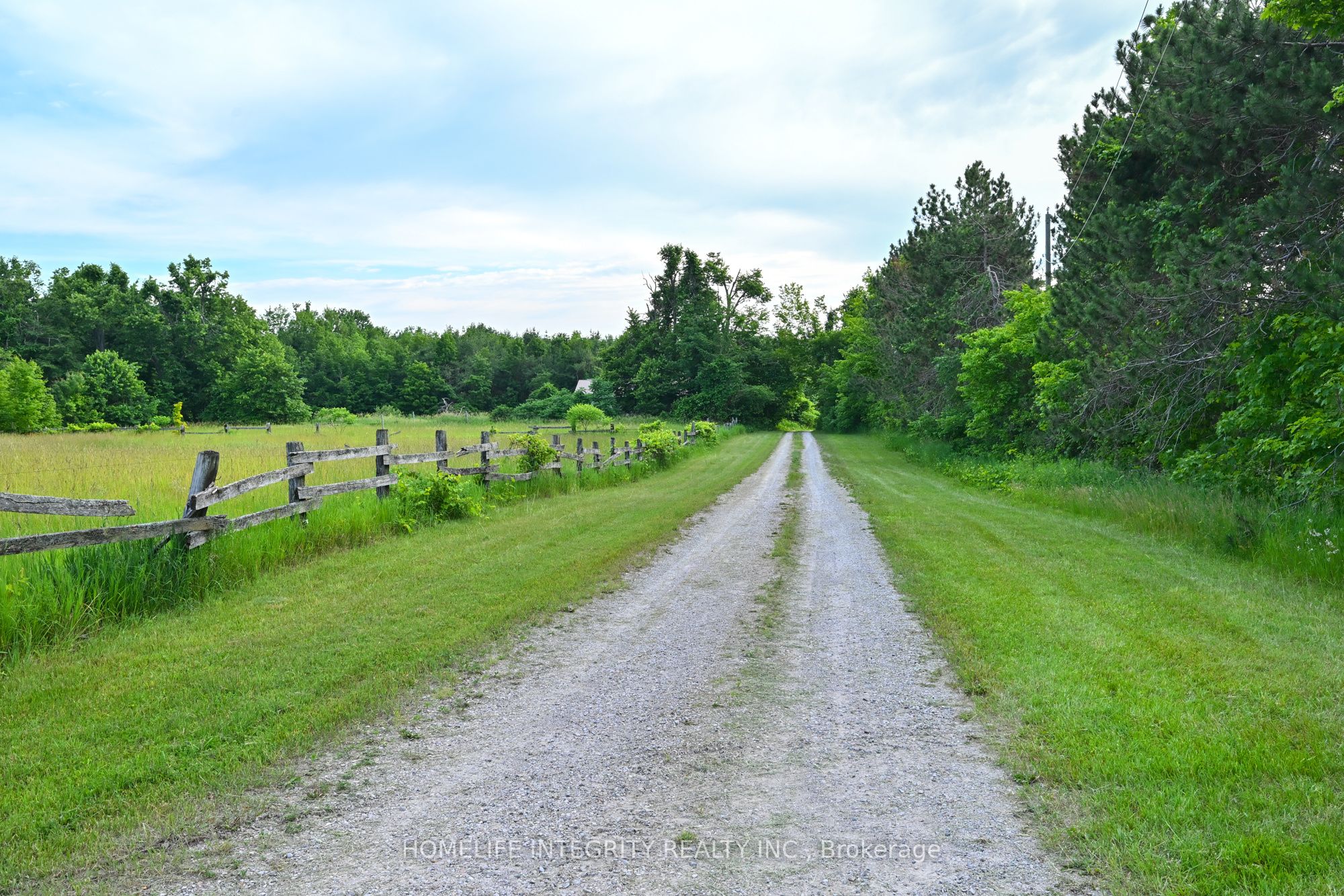 4892 5 Line N Property Photo 26