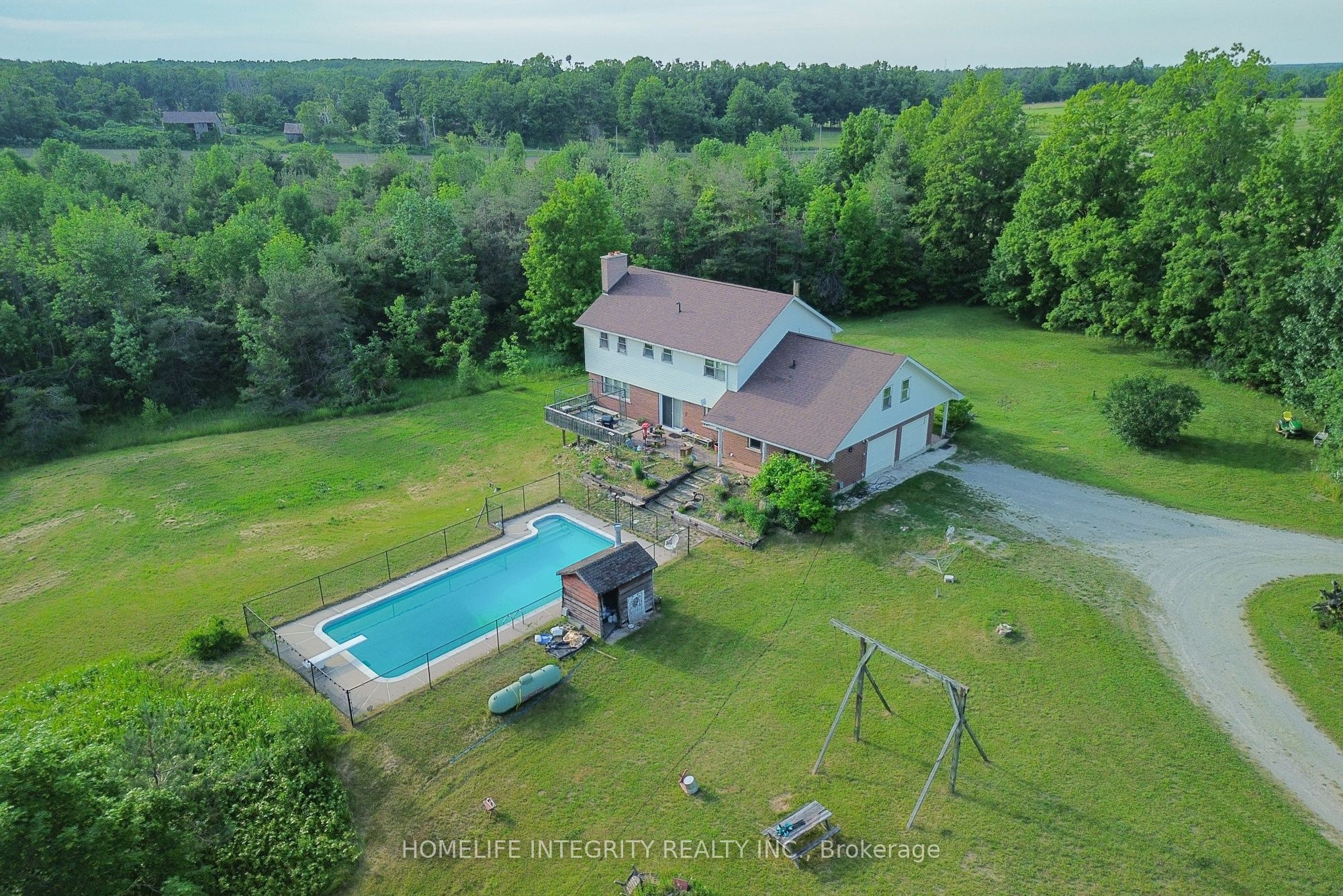 4892 5 Line N Property Photo 38