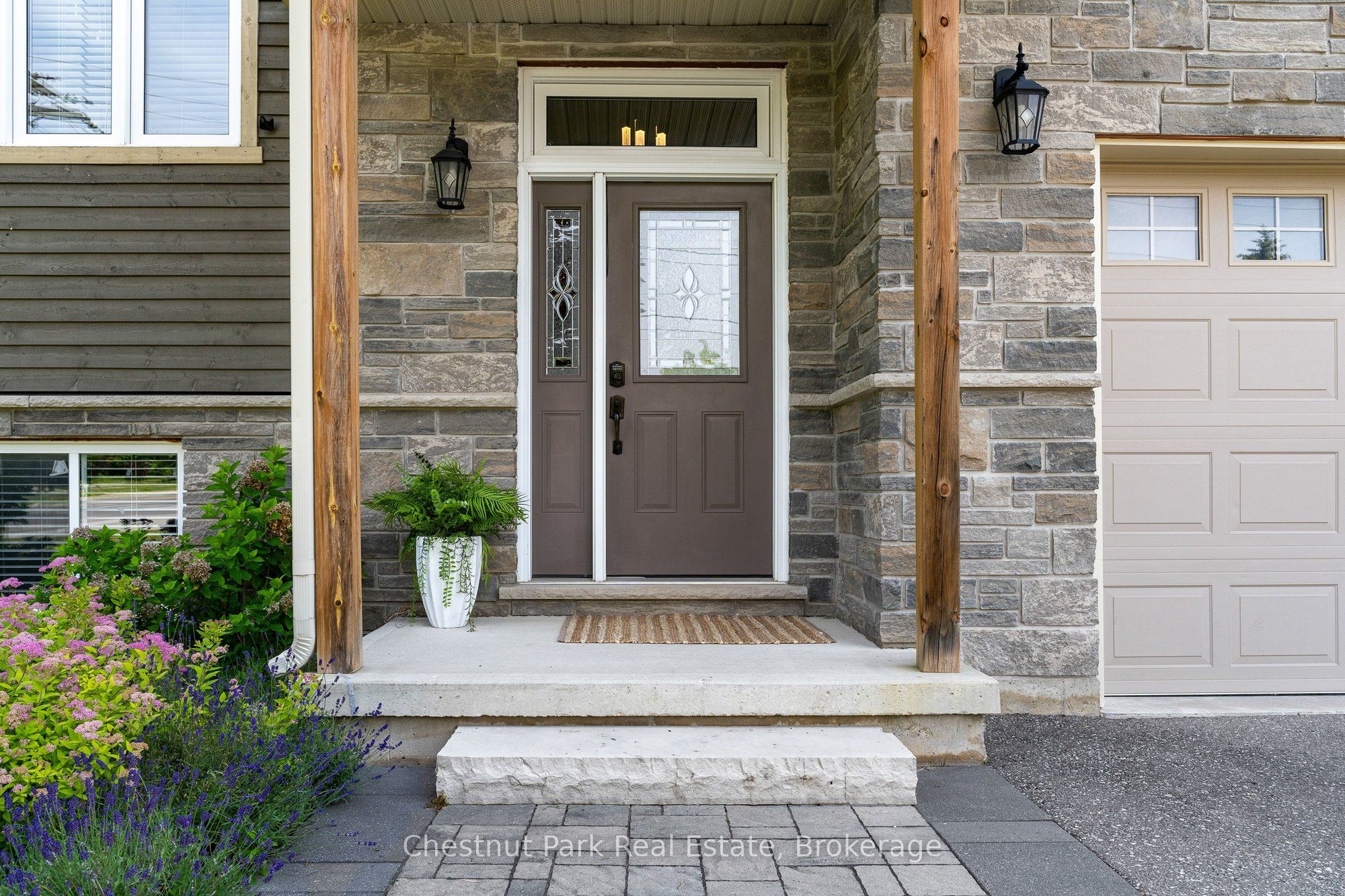 15 Saunders Street Property Photo 4