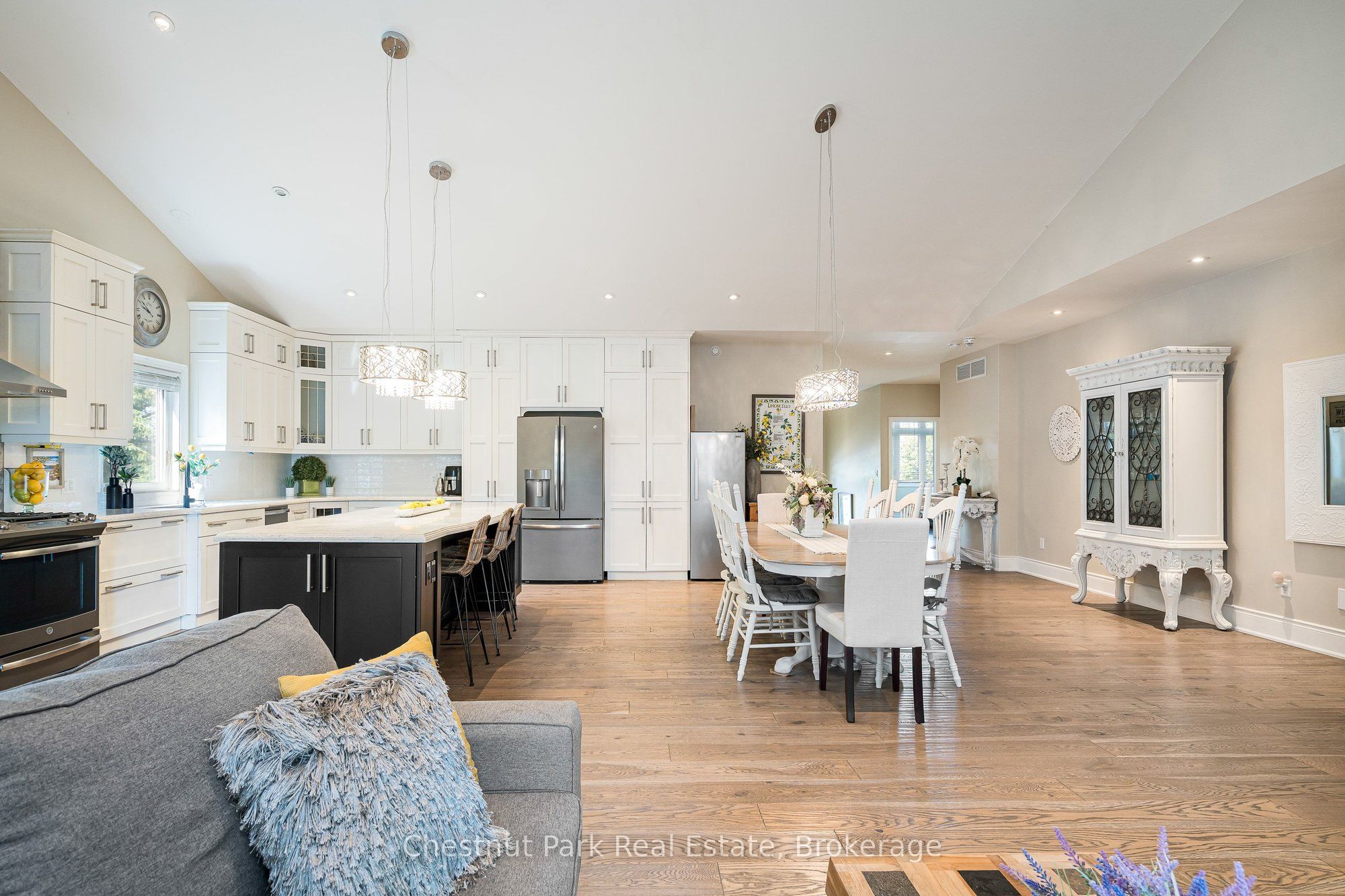 15 Saunders Street Property Photo 14