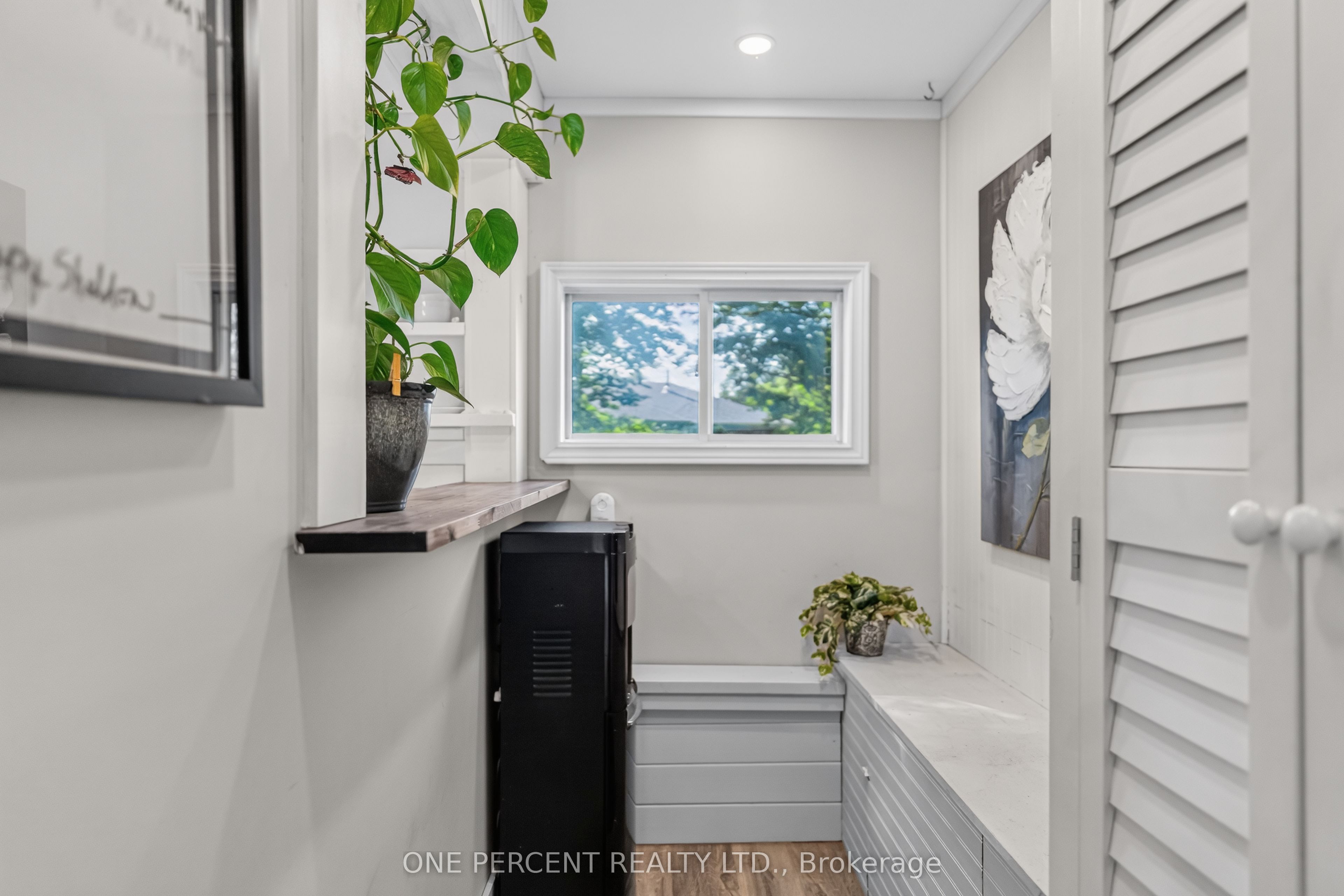 608 Broadview Avenue Property Photo 21