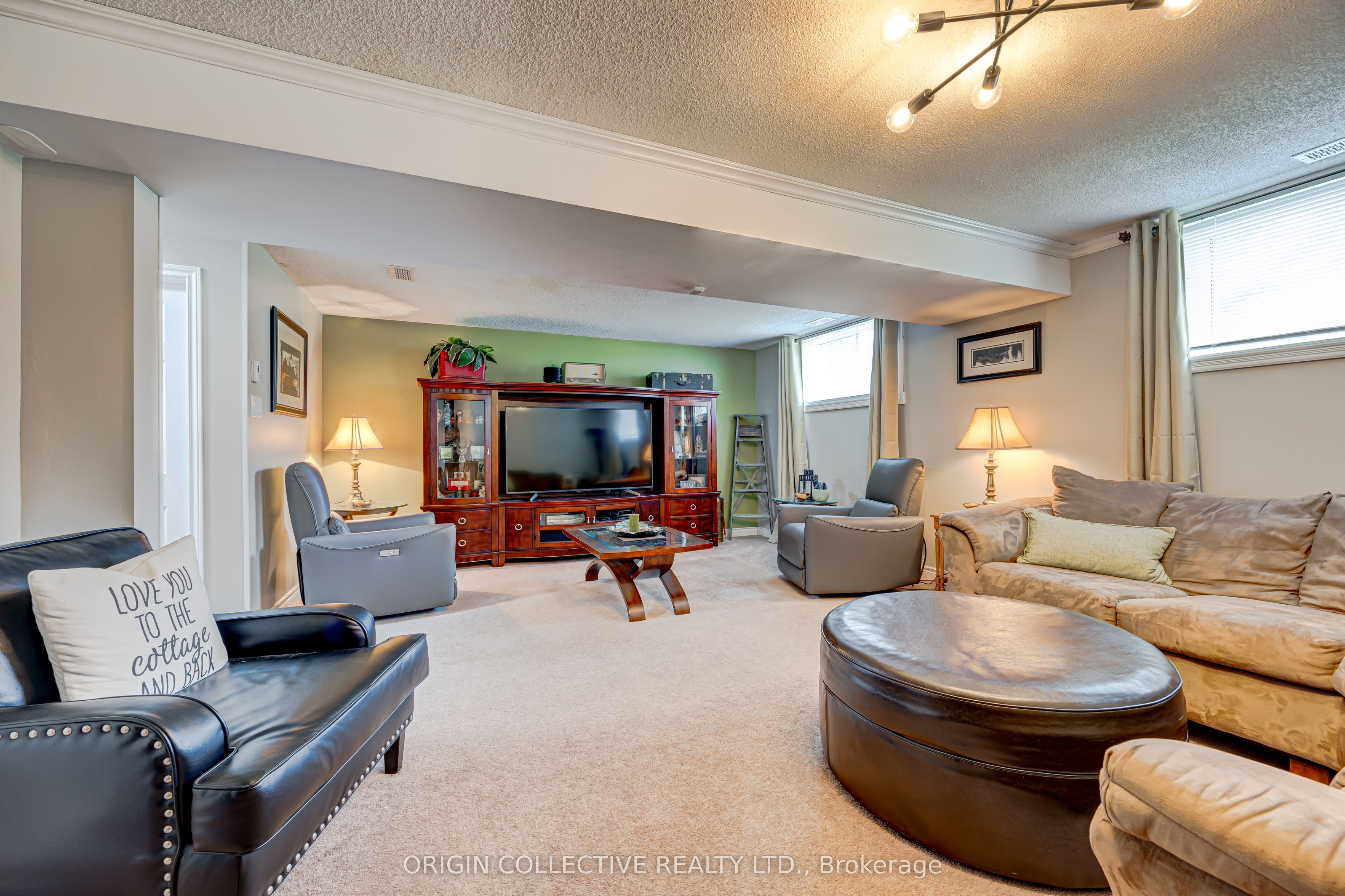 444 William Street Property Photo 18