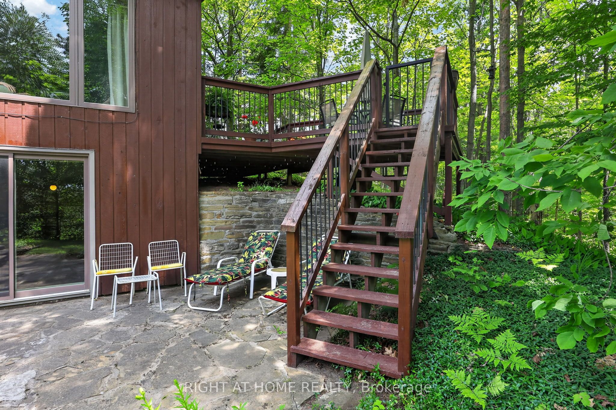 5 Pine Point Property Photo 37