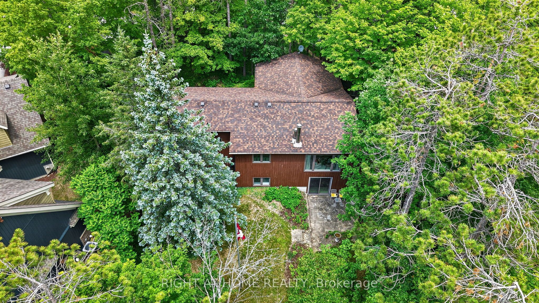 5 Pine Point Property Photo 41