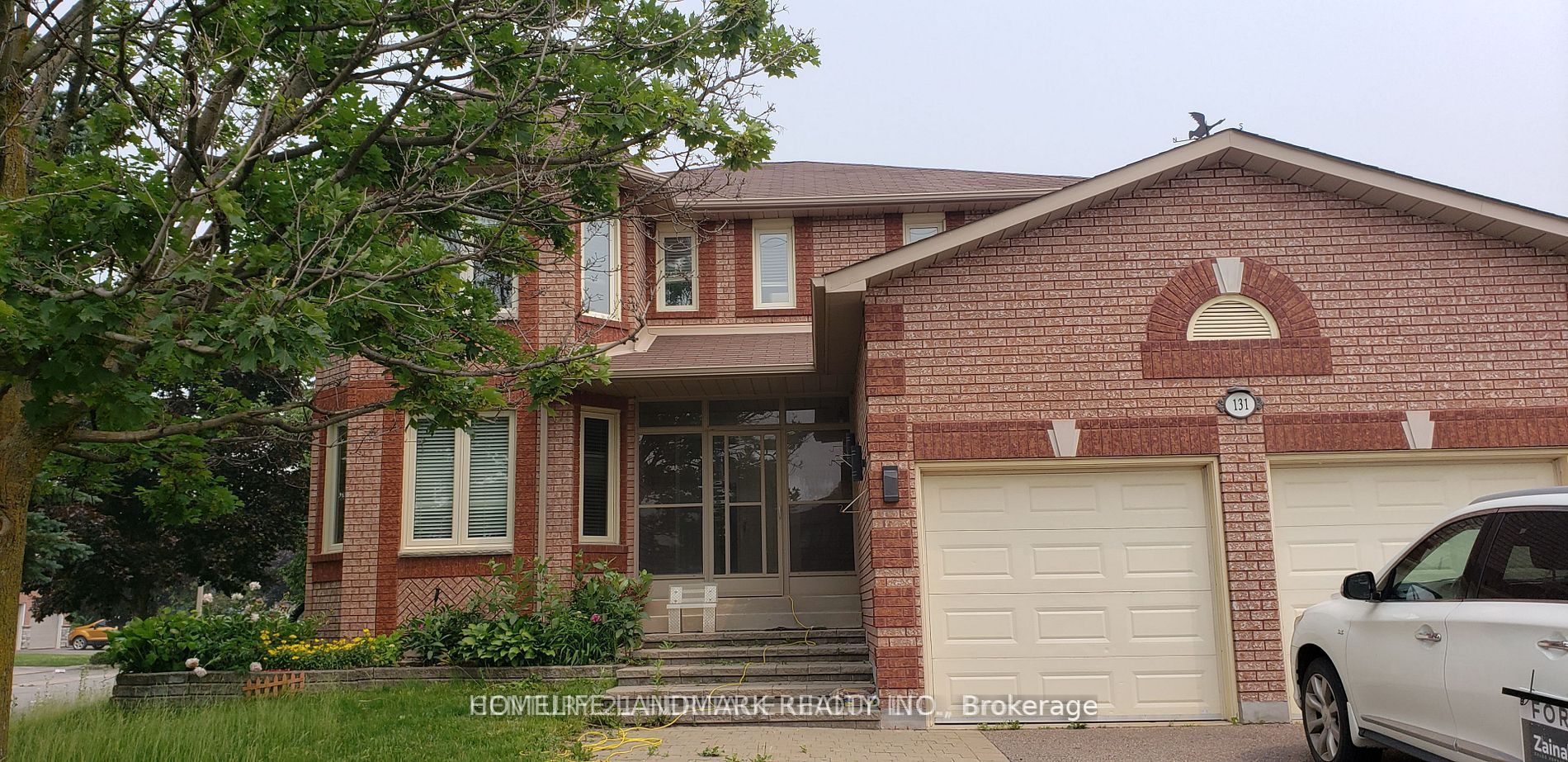 131 Ferndale Drive S Property Photo 1