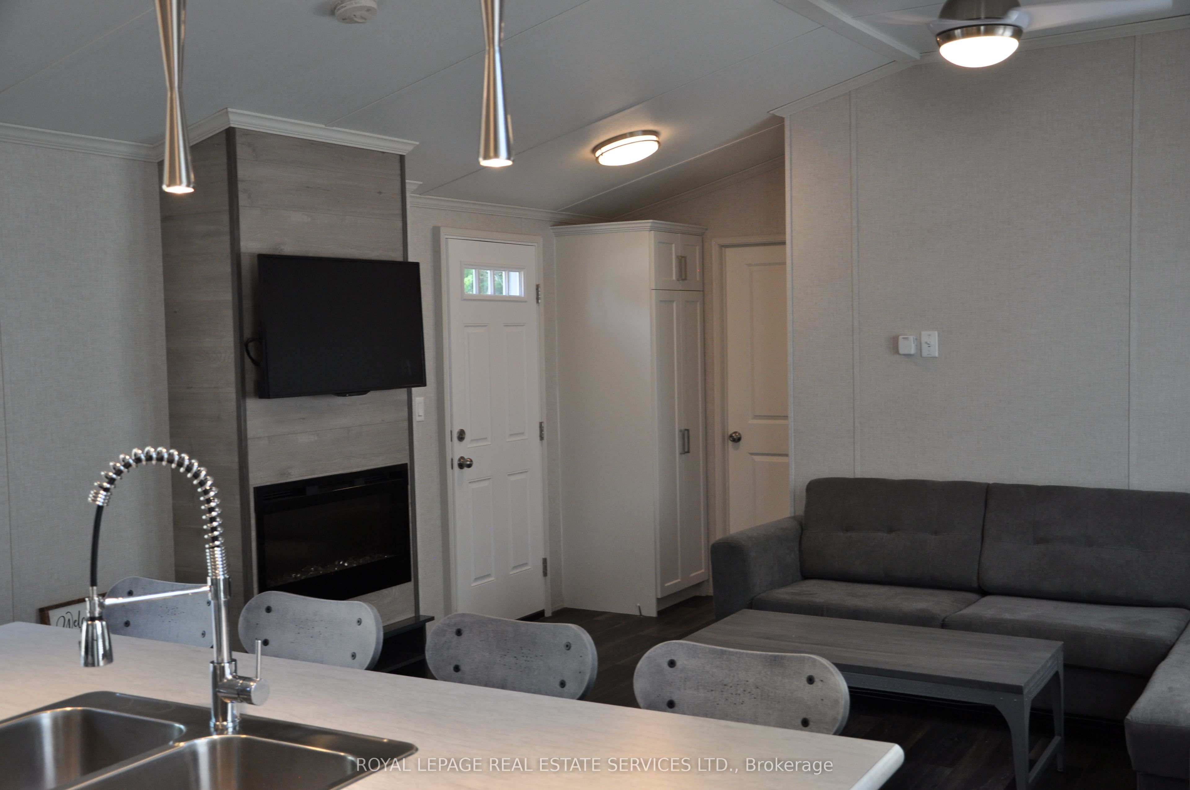 85 Theme Park Drive I Property Photo 5