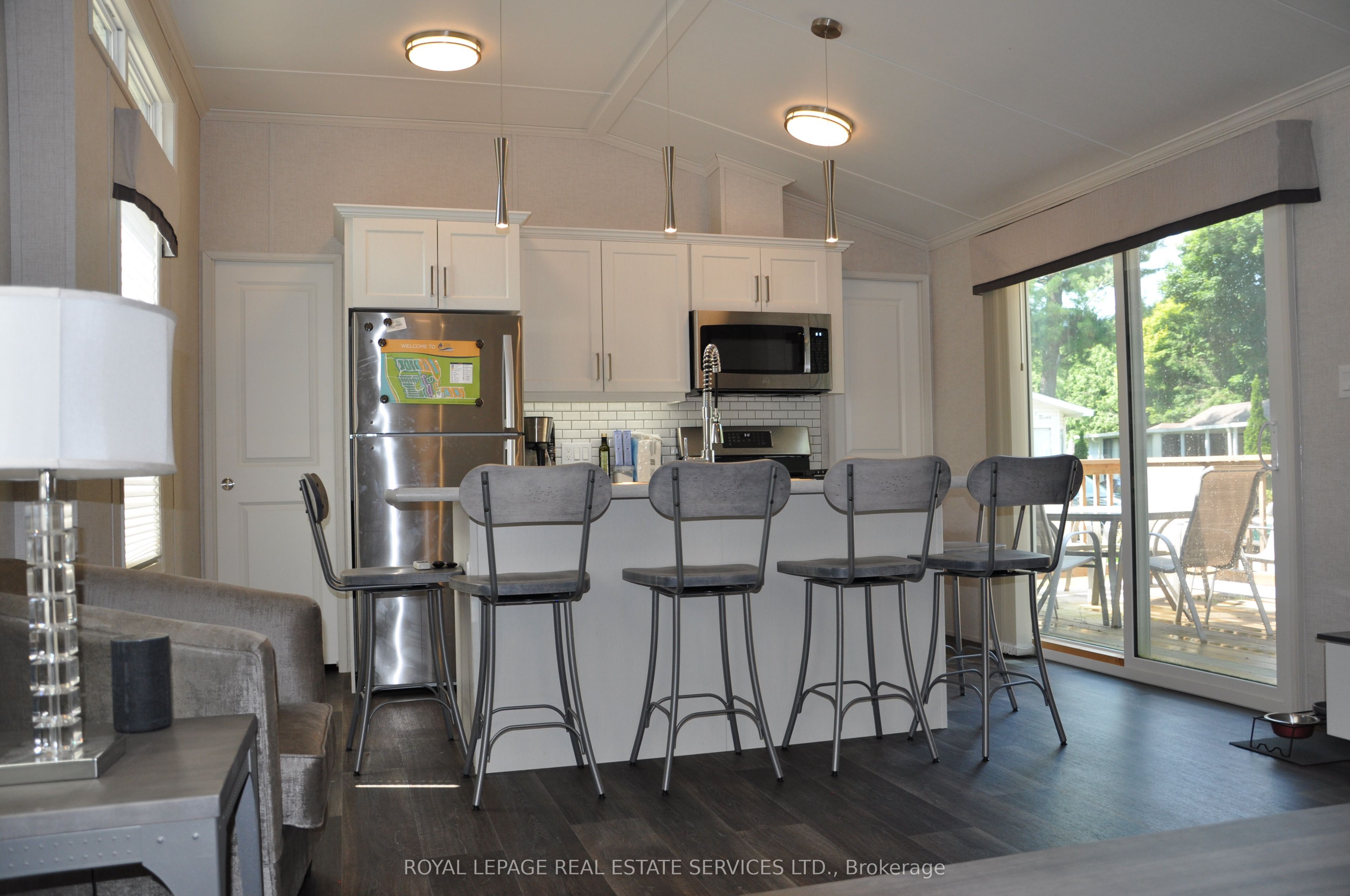 85 Theme Park Drive I Property Photo 8