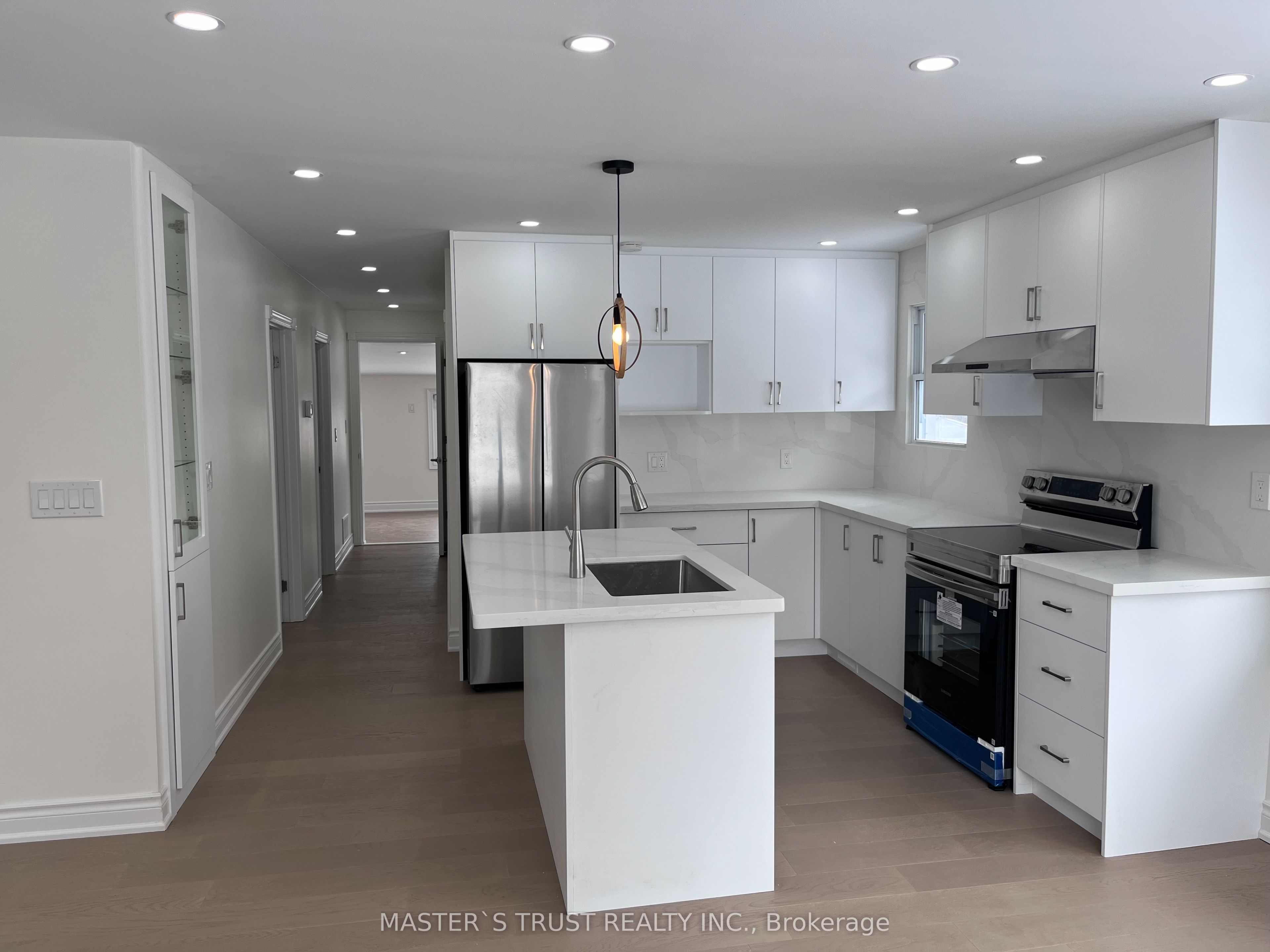 3965 Hilltop Road Property Photo 1