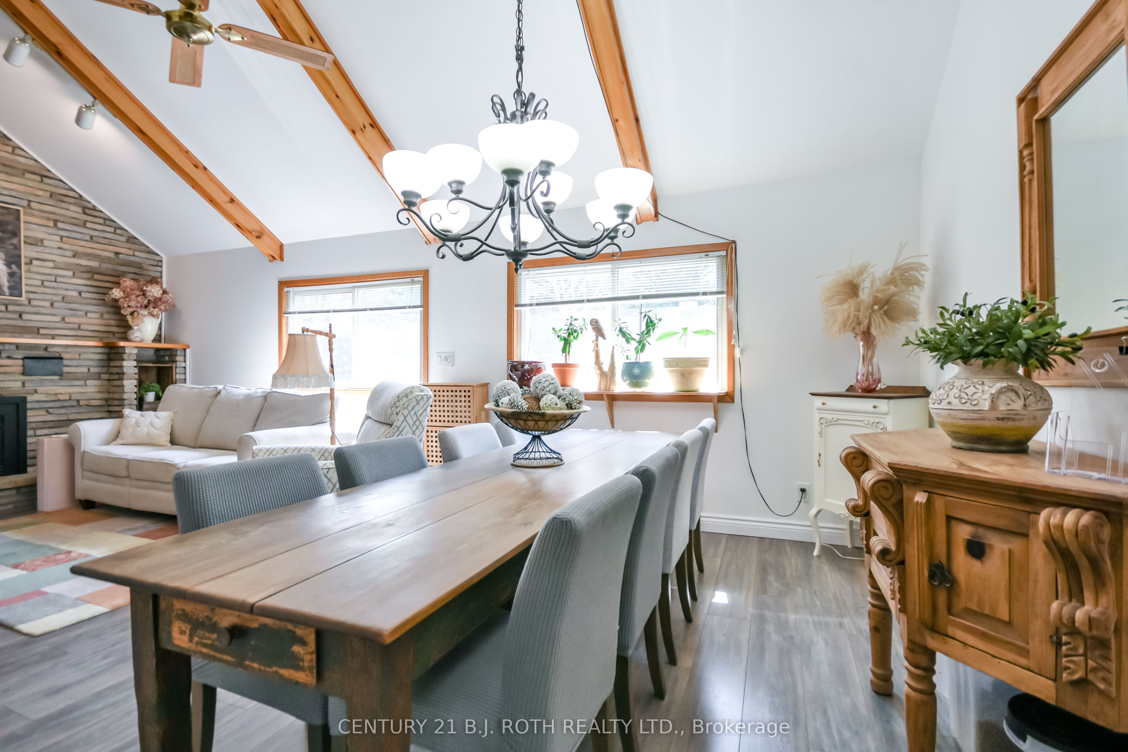 172 Albin Road Property Photo 7