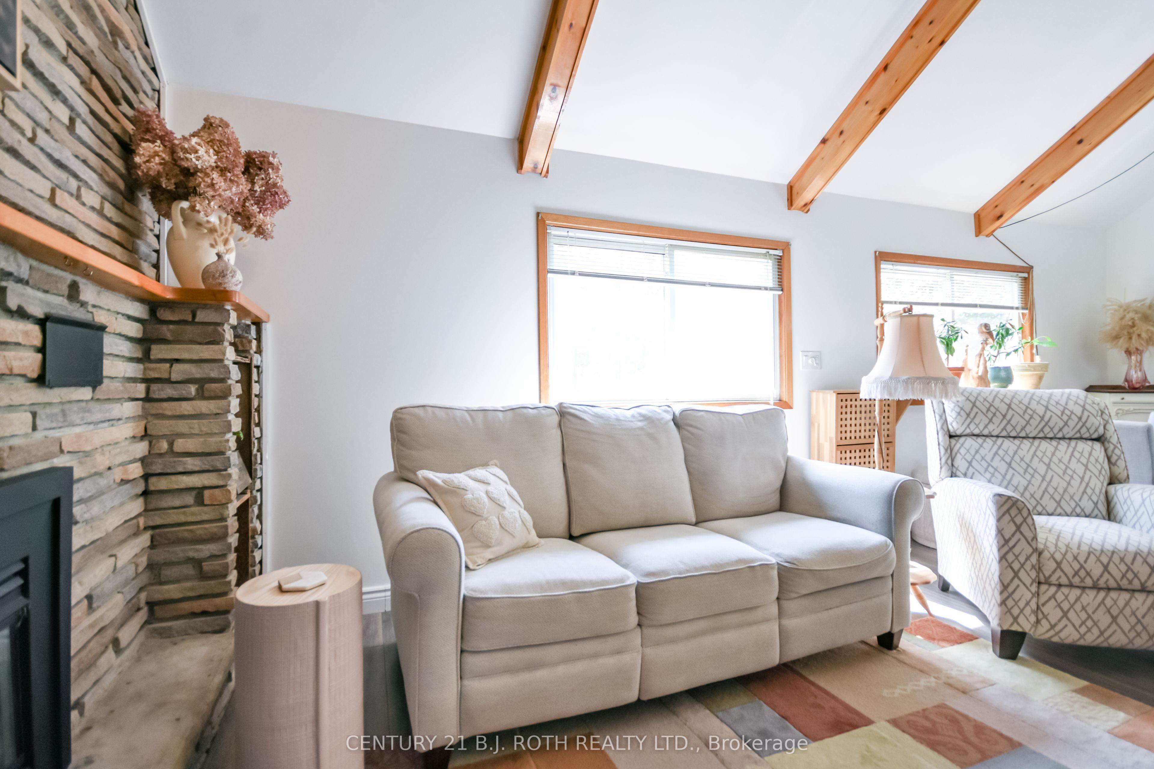 172 Albin Road Property Photo 10