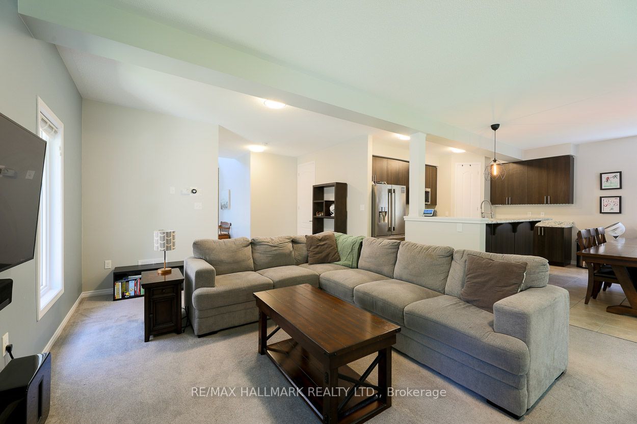 255 Diana Drive Property Photo 3