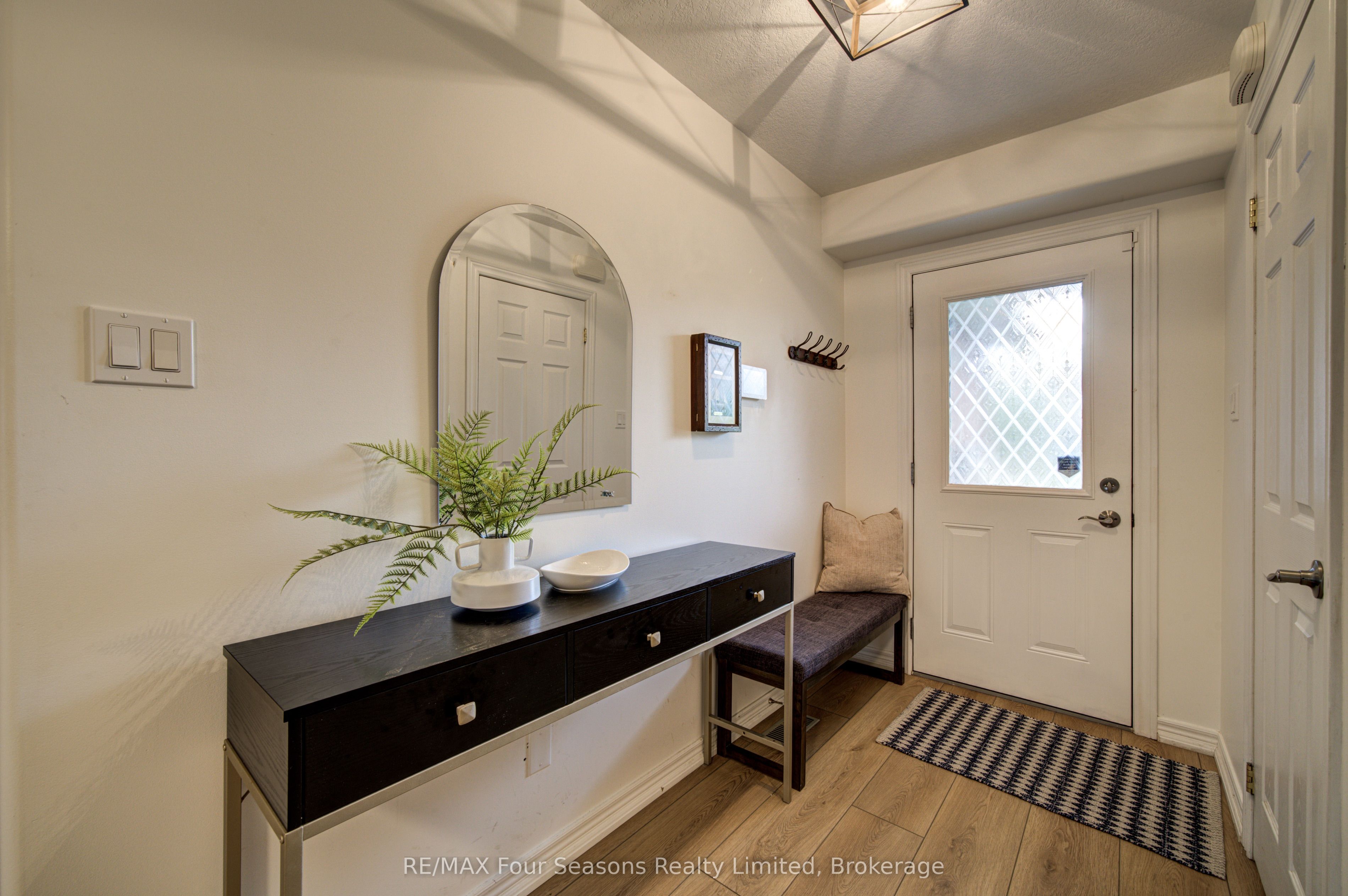 60 Barr Street Property Photo 3