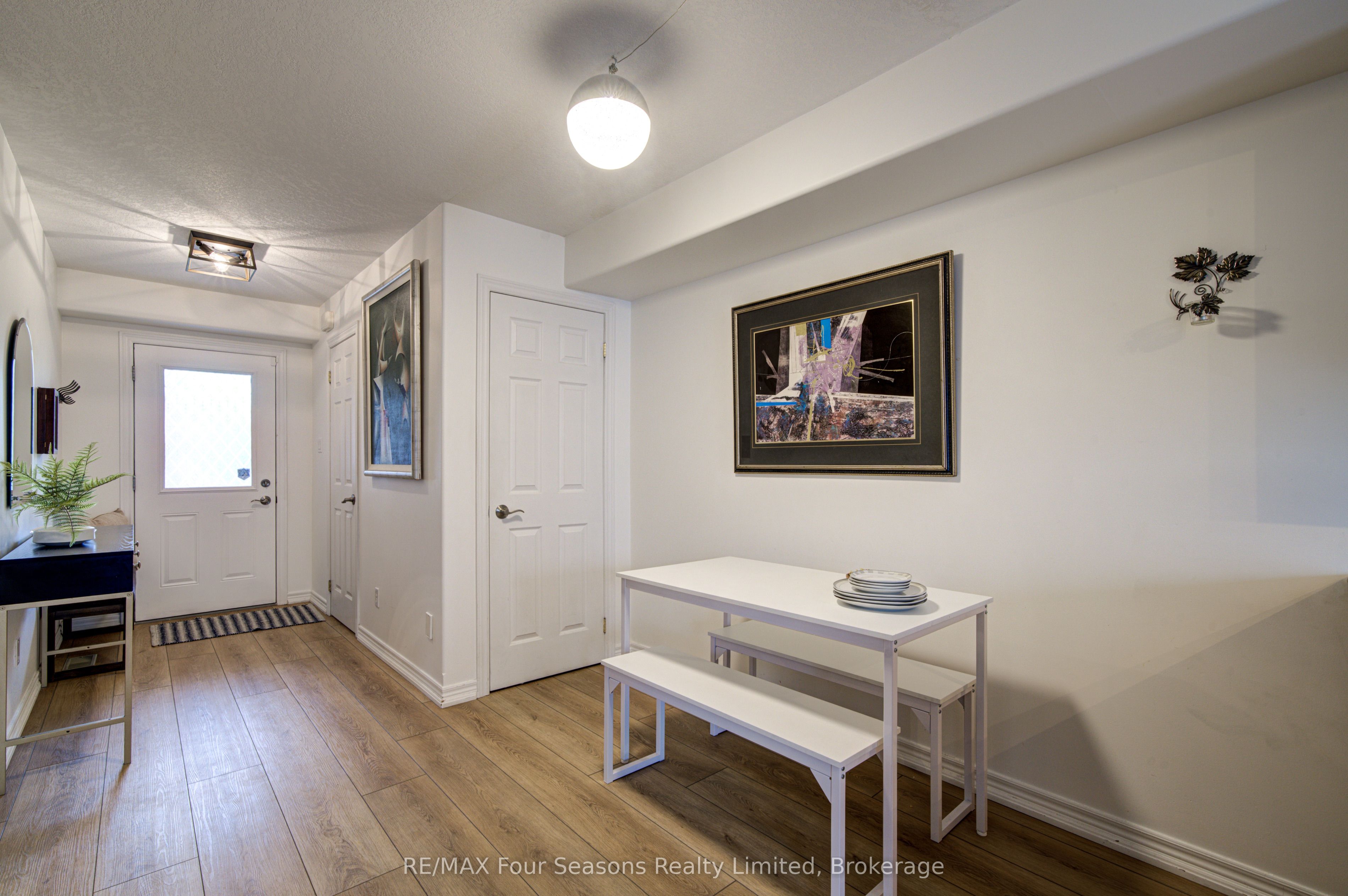 60 Barr Street Property Photo 8