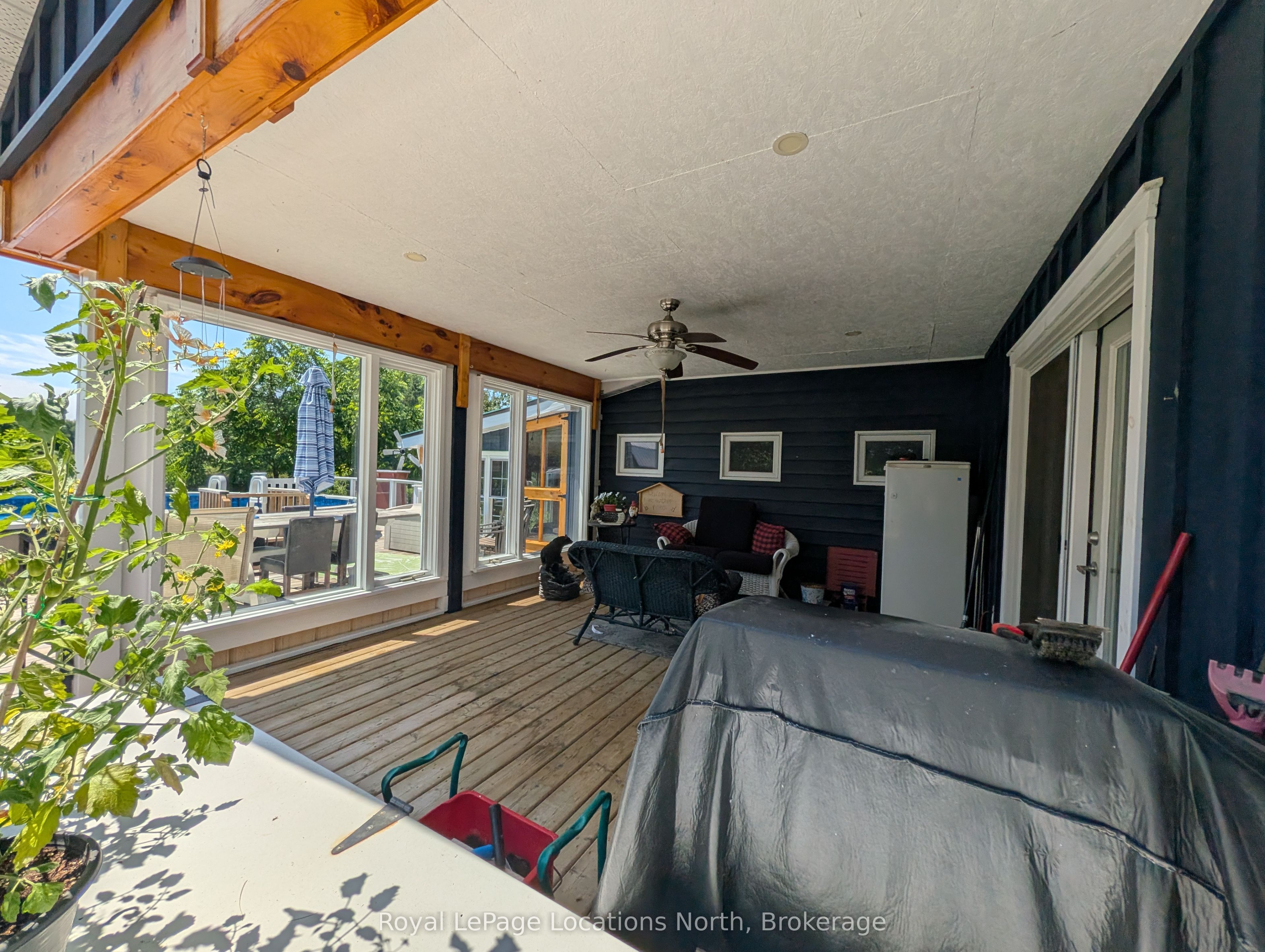236 Phillips Street S Property Photo 13