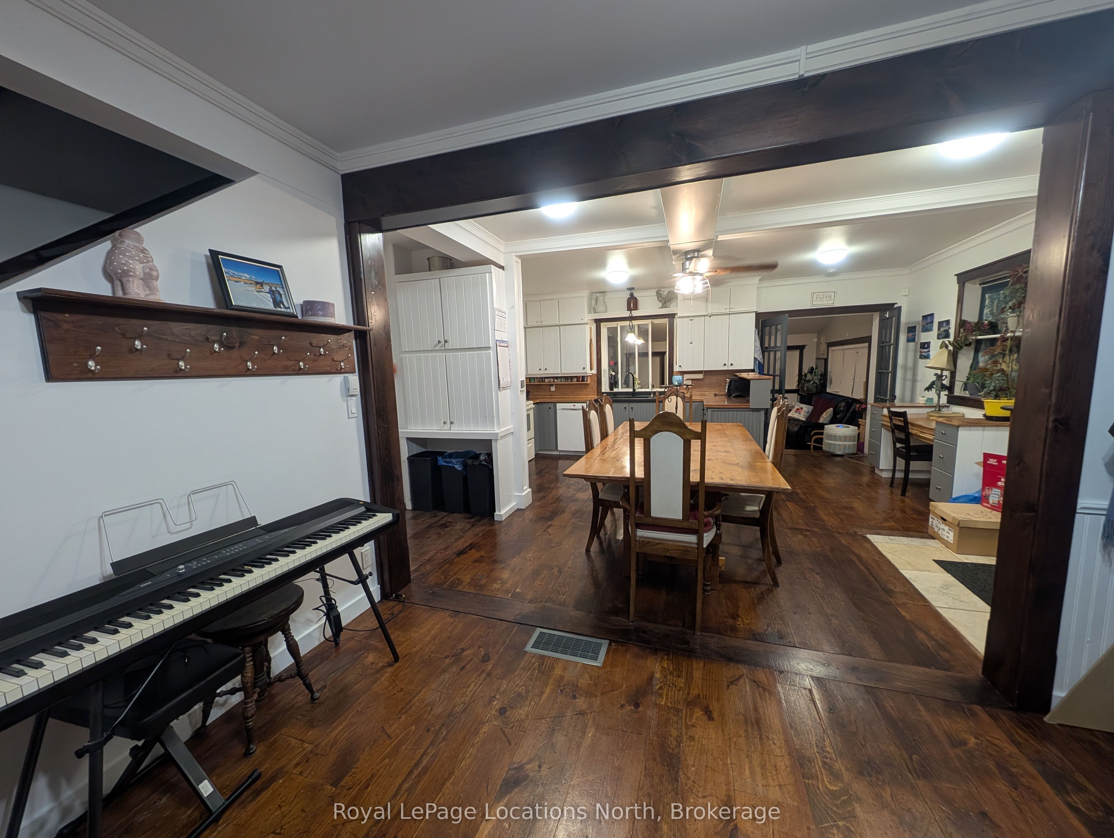 236 Phillips Street S Property Photo 17