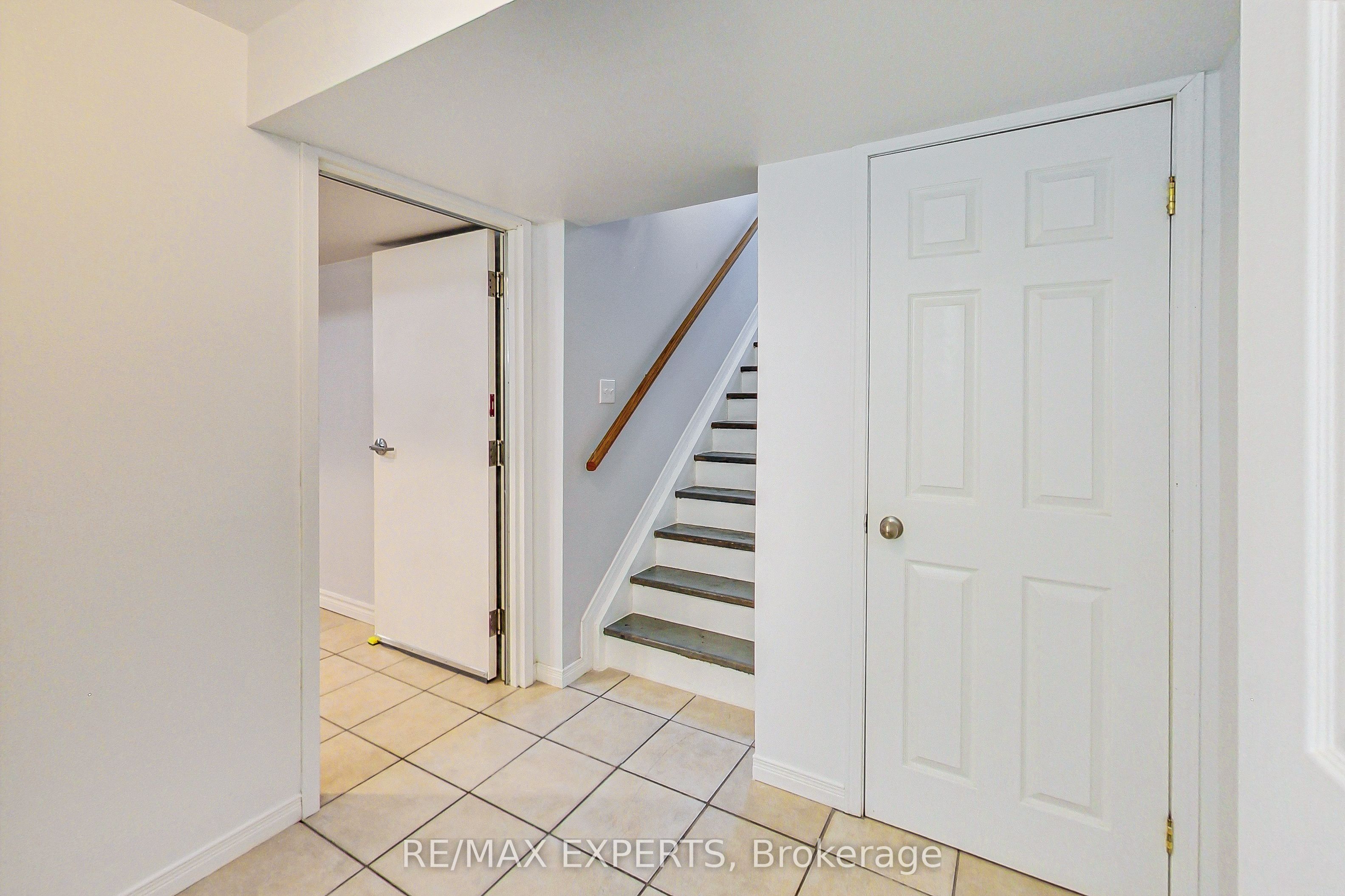 10 Butternut Drive Property Photo 3