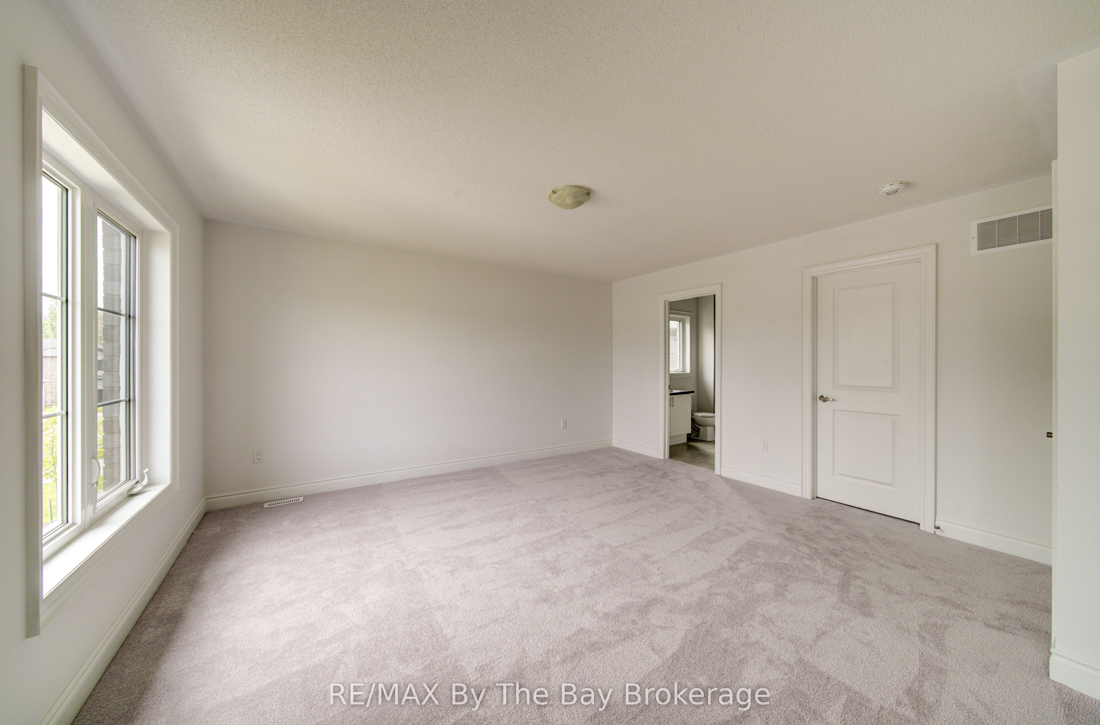 19 Amber Drive Property Photo 31