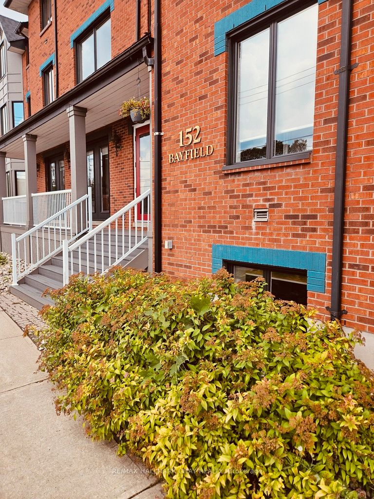 152 Bayfield Street 300 Property Photo 2