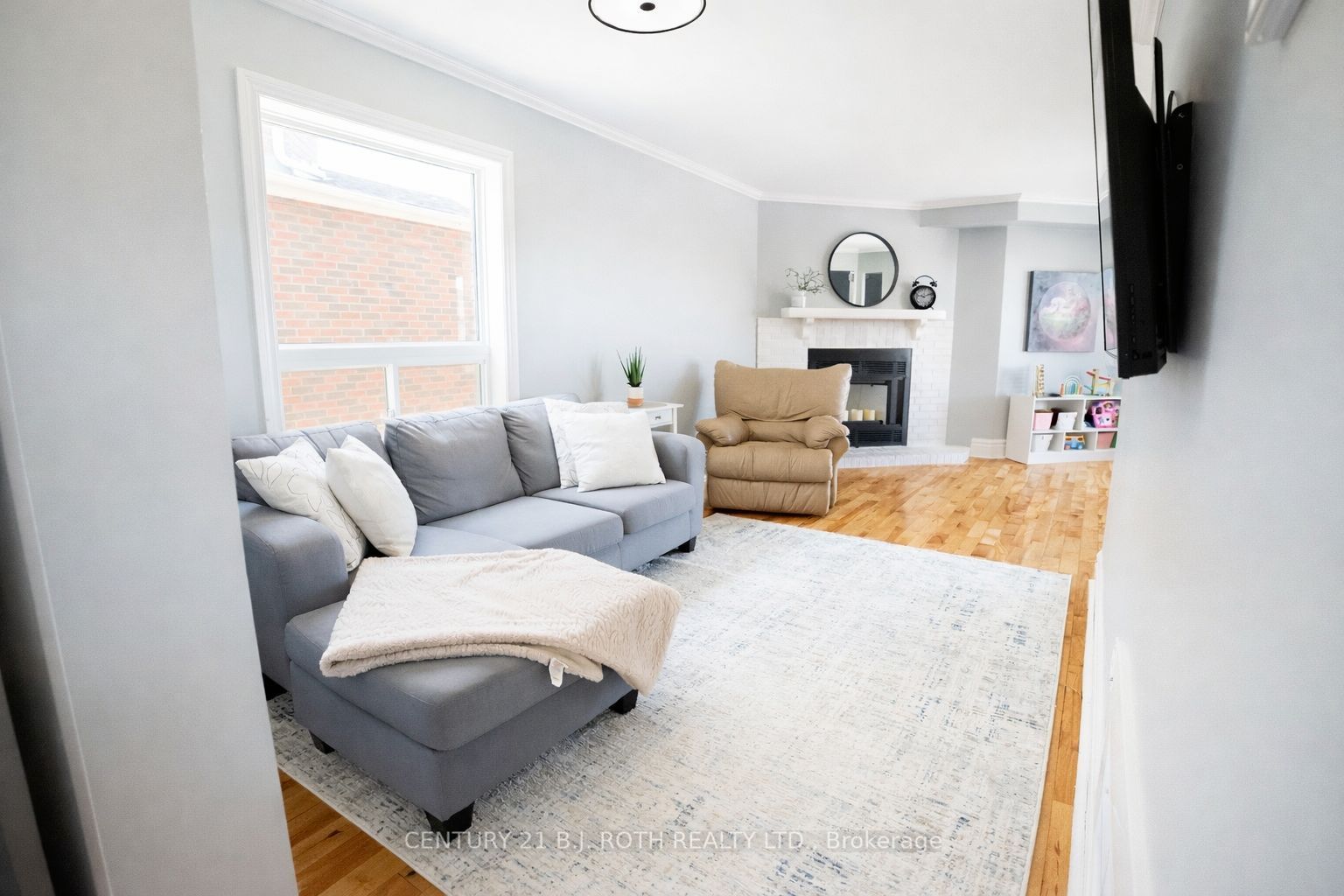 9 Laidlaw Drive N Property Photo 10
