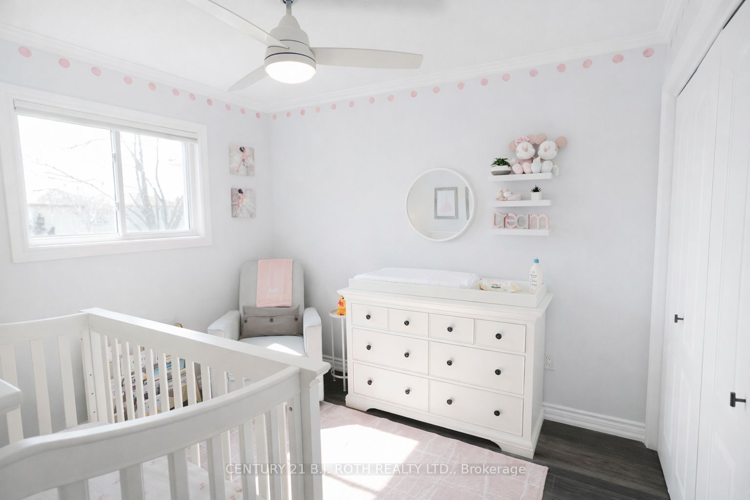 9 Laidlaw Drive N Property Photo 15