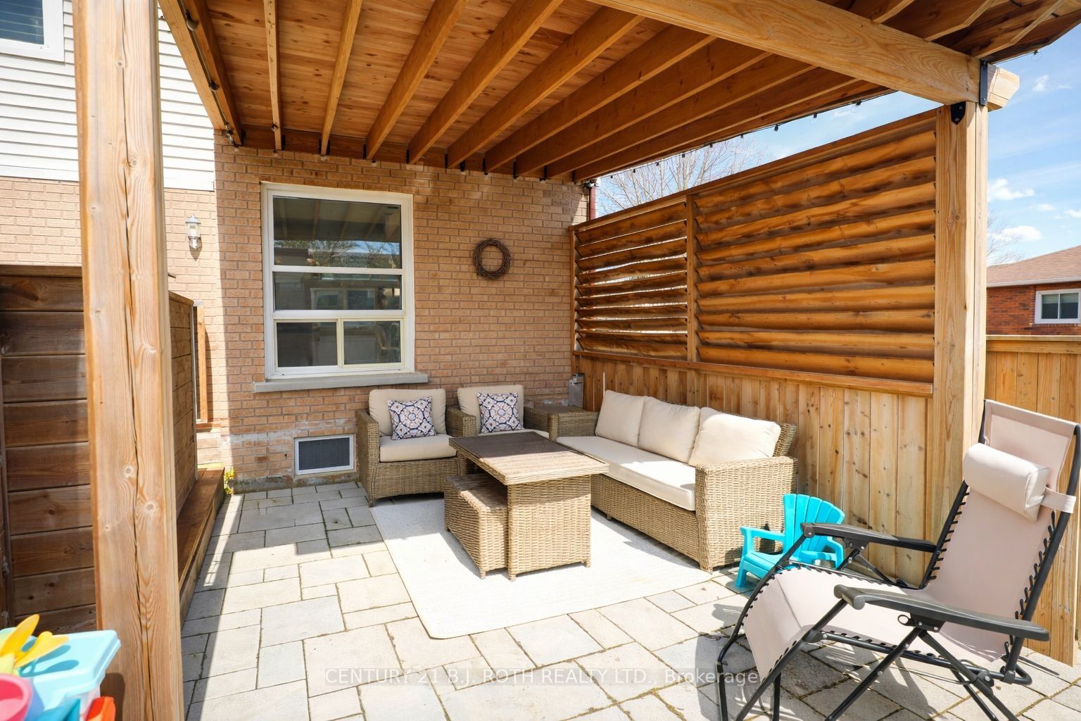 9 Laidlaw Drive N Property Photo 30