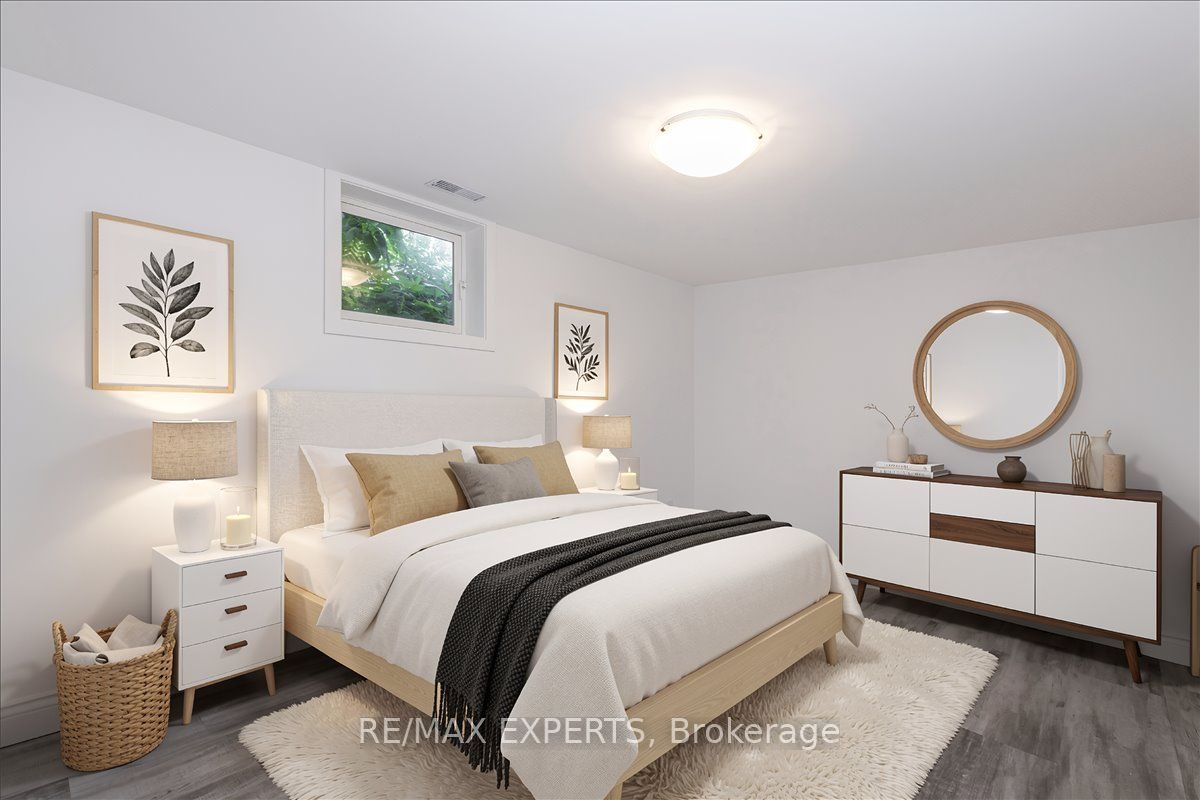7 Willow Street Property Photo 4