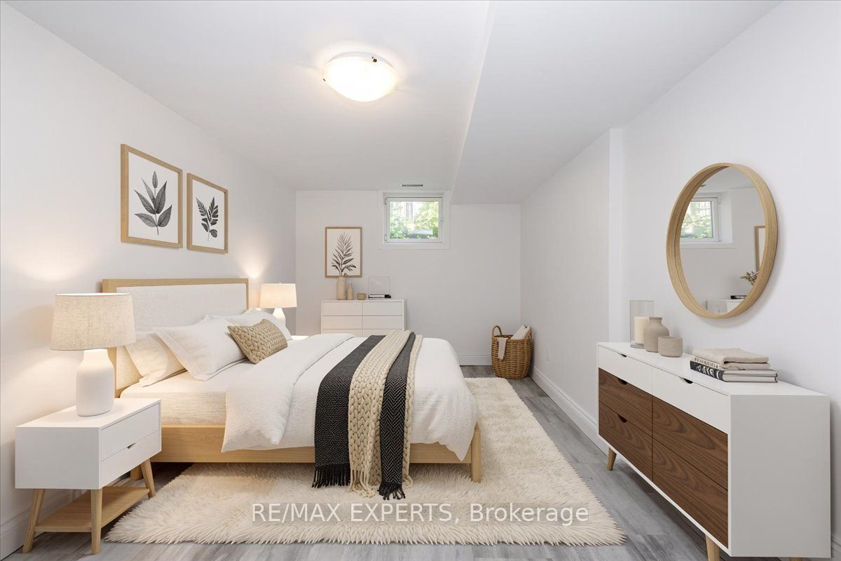7 Willow Street Property Photo 6