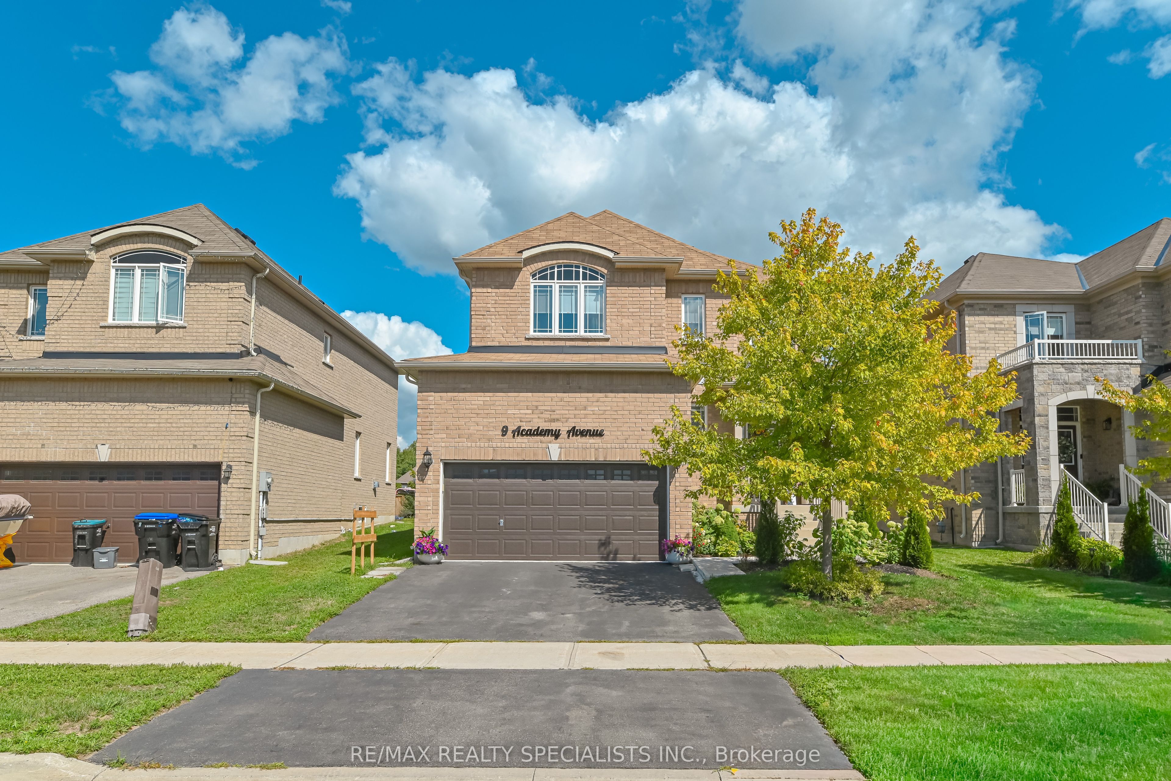 9 Academy Avenue Property Photo 1