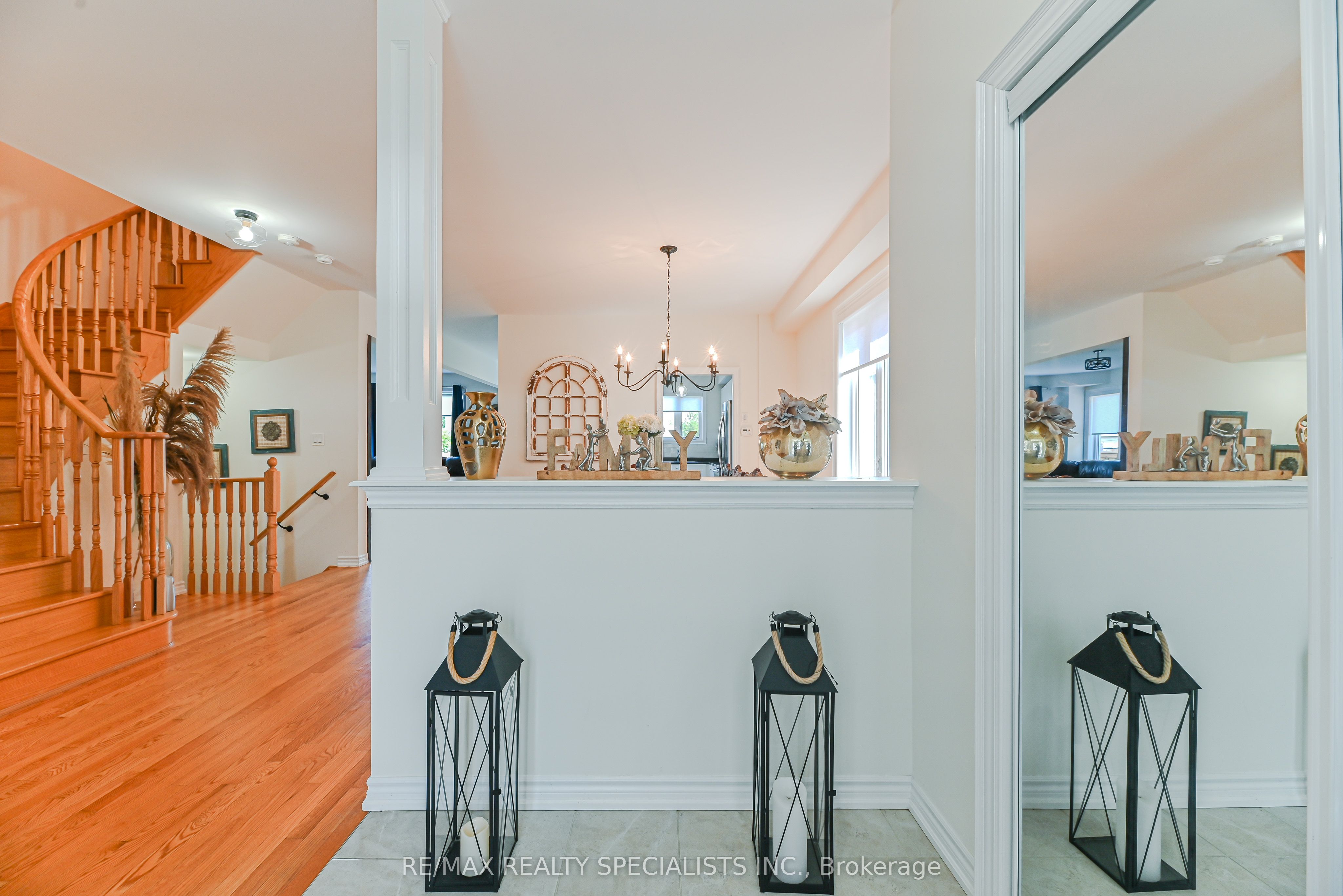 9 Academy Avenue Property Photo 5