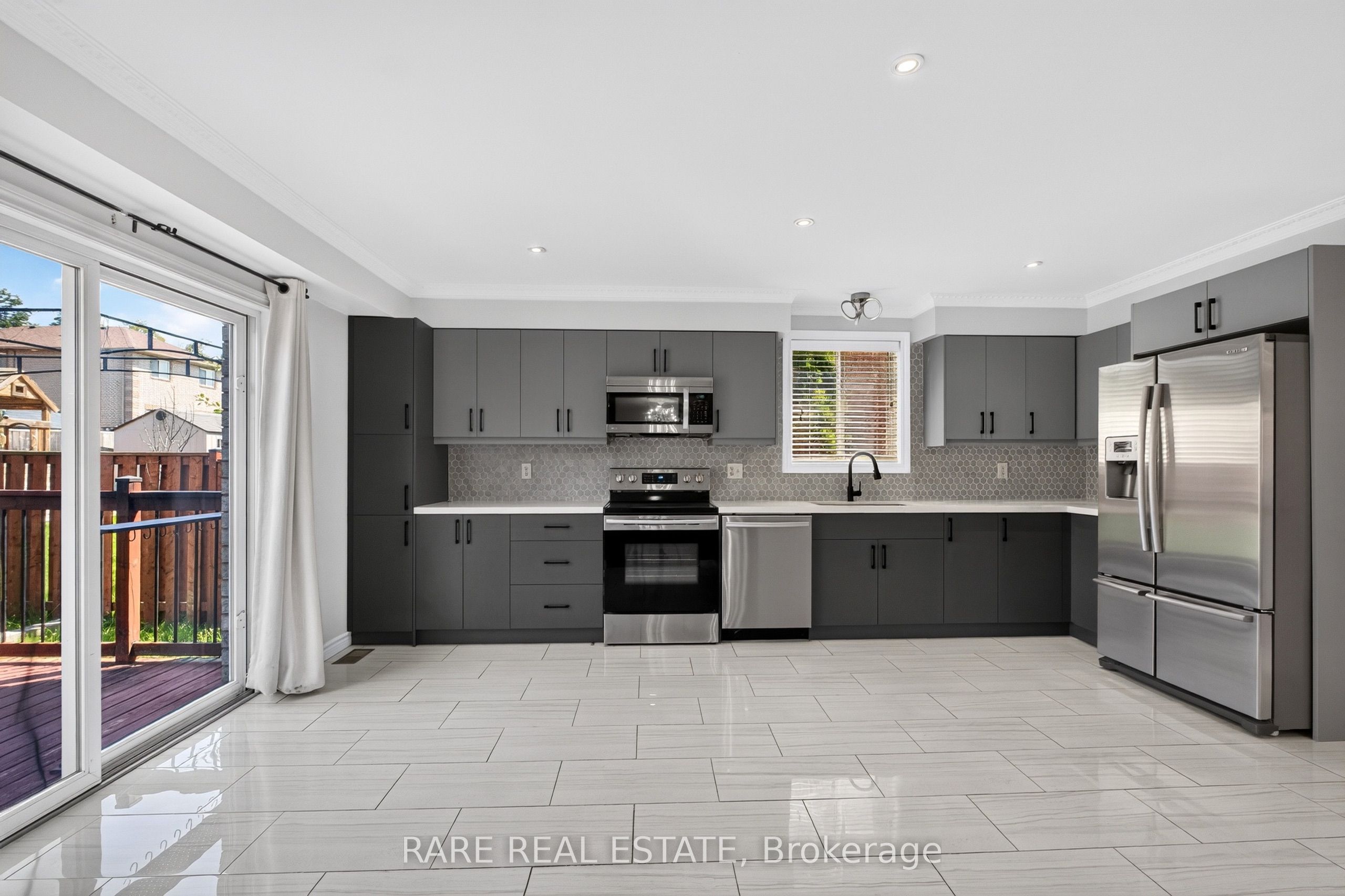 7 Michelle Drive Property Photo 15